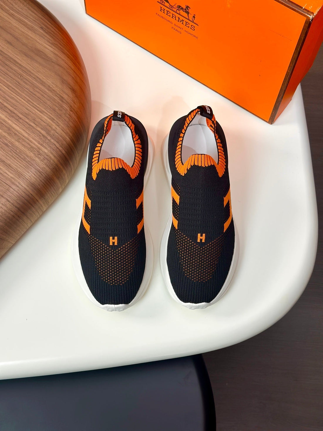 HM Men's Slip on Sneaker Black Orange Flyknit Fabric 690058