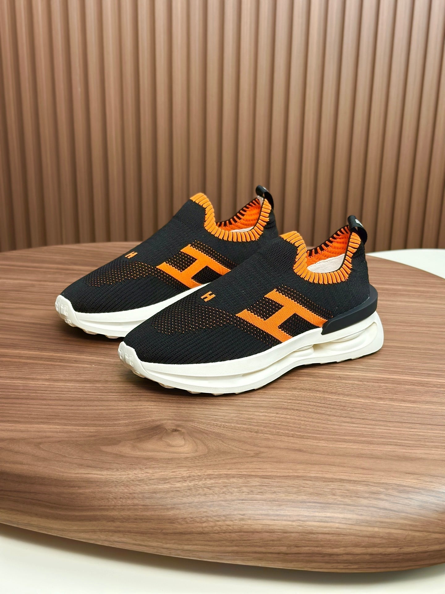 HM Men's Slip on Sneaker Black Orange Flyknit Fabric 690058