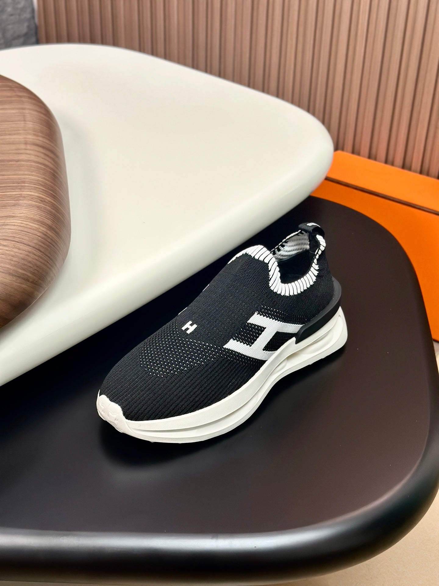 HM Men's Slip on Sneaker Black White Flyknit Fabric 690059