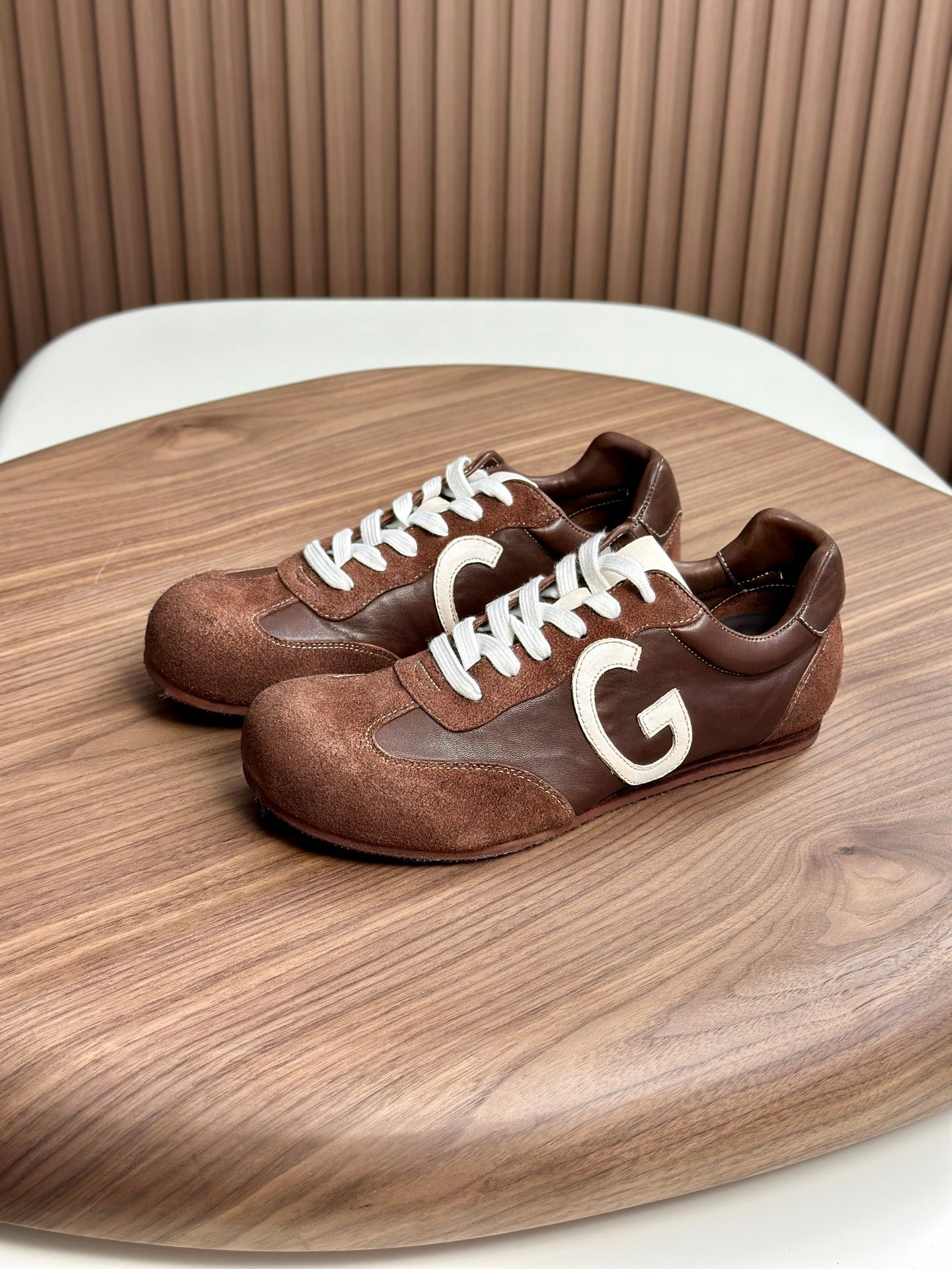 GG Men's 25 Sneaker Brown Suede Cowhide 723954