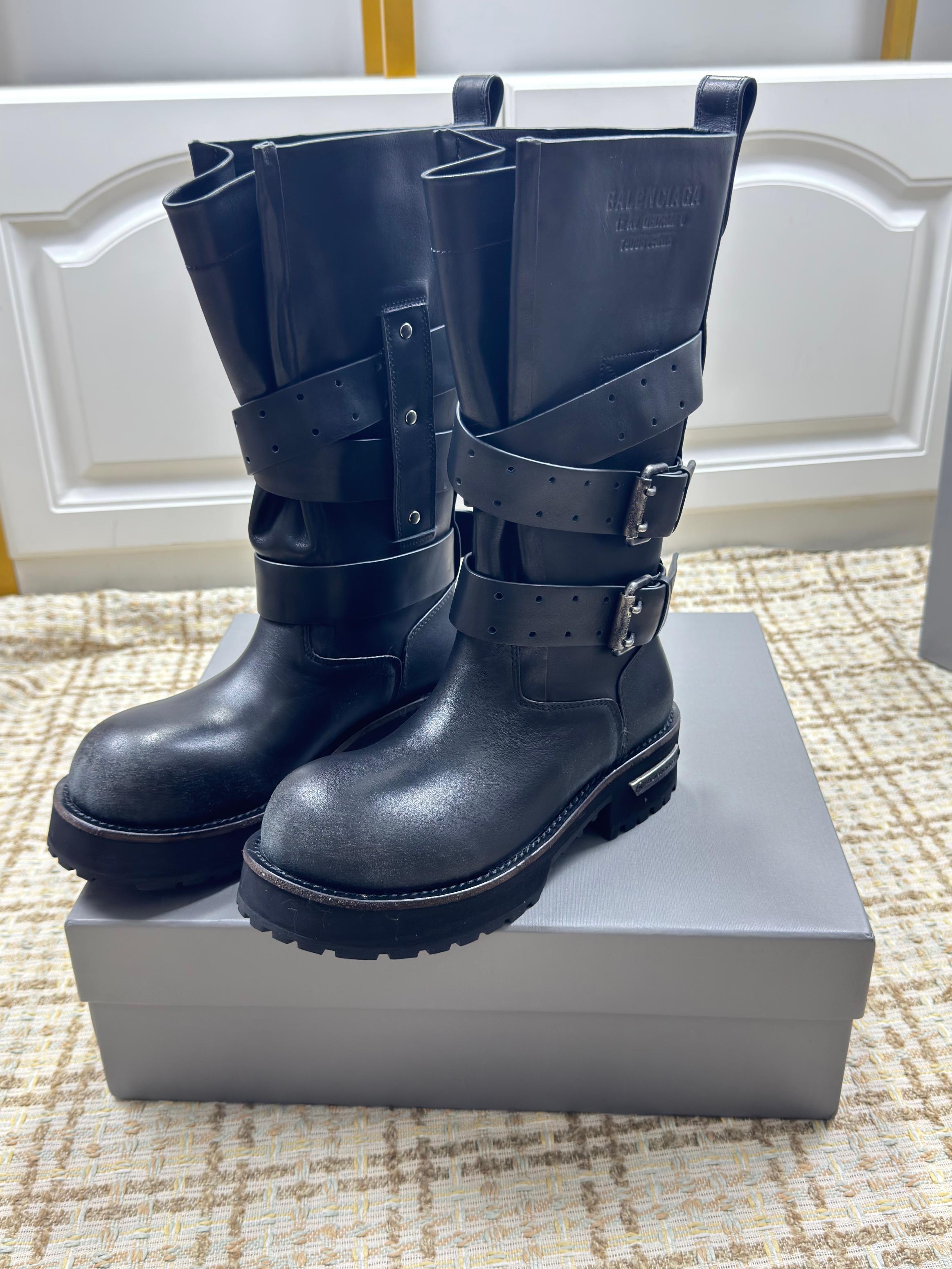 Balenciaga 25s Venom high boots black cowhide 467453