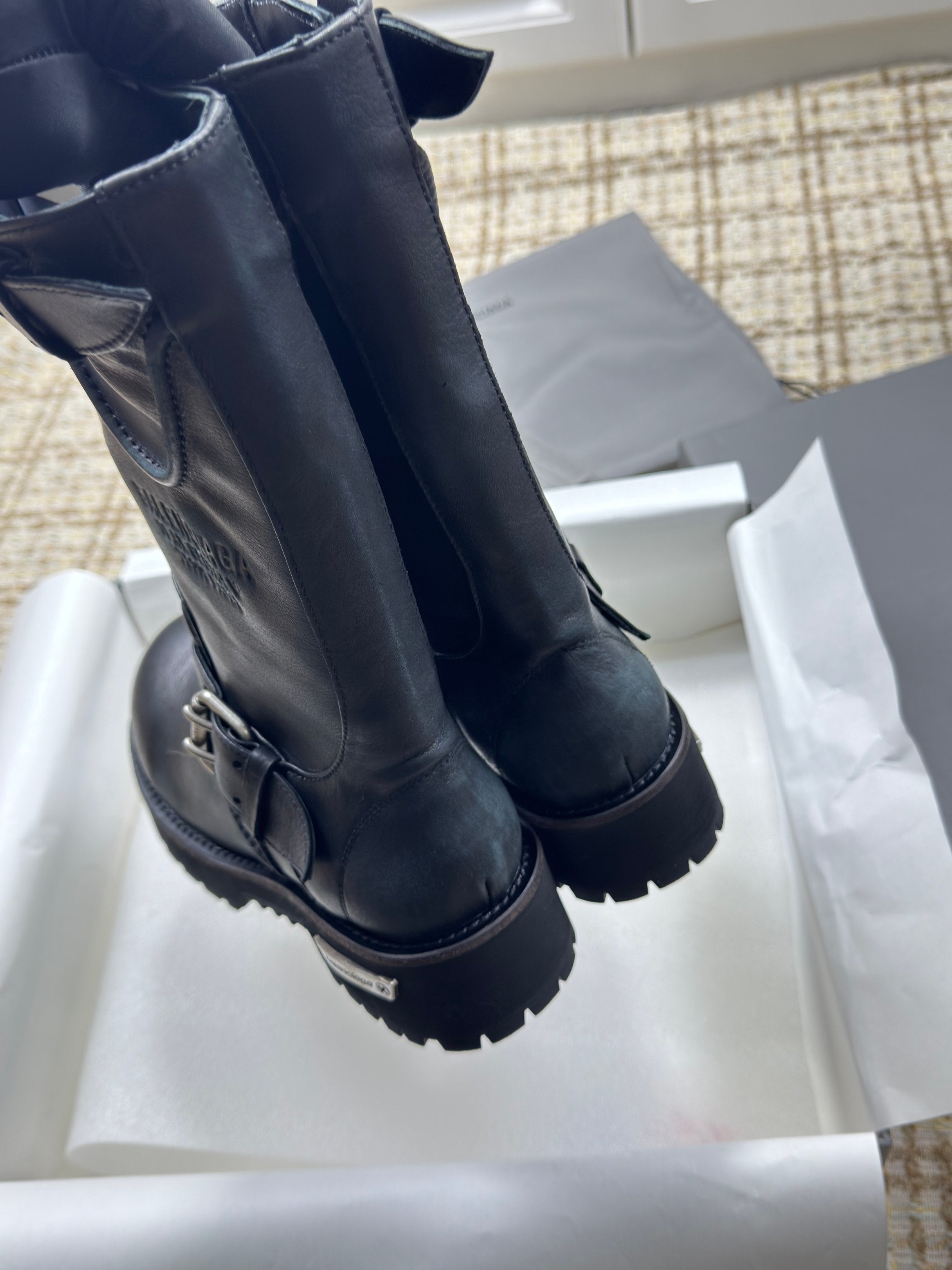 Balenciaga 25s Venom mid-calf boots black cowhide 467454