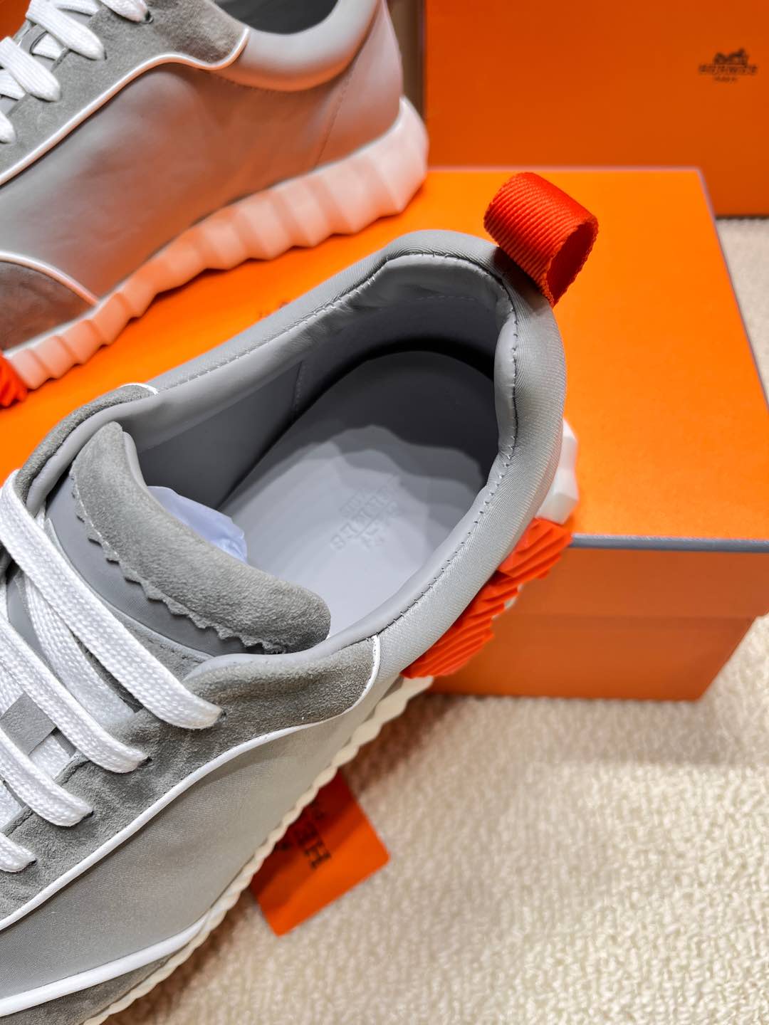 HM Bouncing Sneaker Ice Gray Fabric with Suede 206310