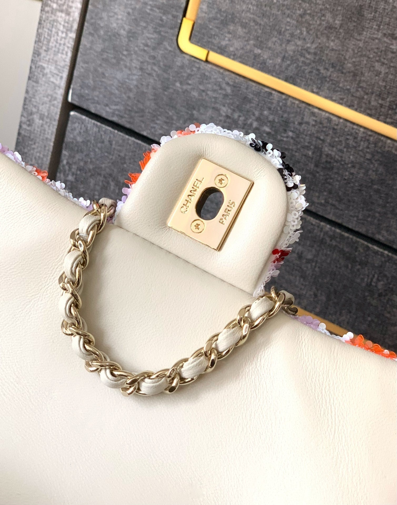 Flap Bag Mini 20cm White Orange Sequin