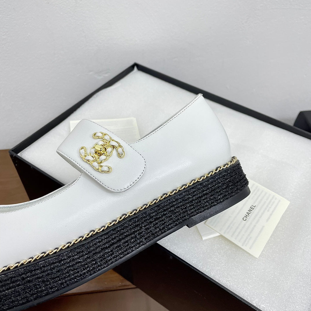 ROUND-TOE MARY JANE BLACK MIX WHITE CALFSKIN