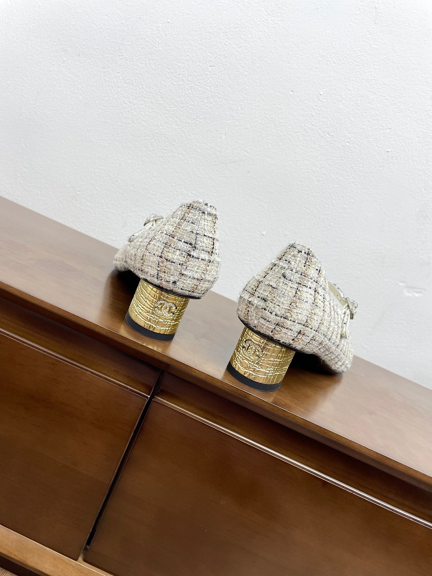 CC Mary Jane White Tweed Farbic And Cowhide