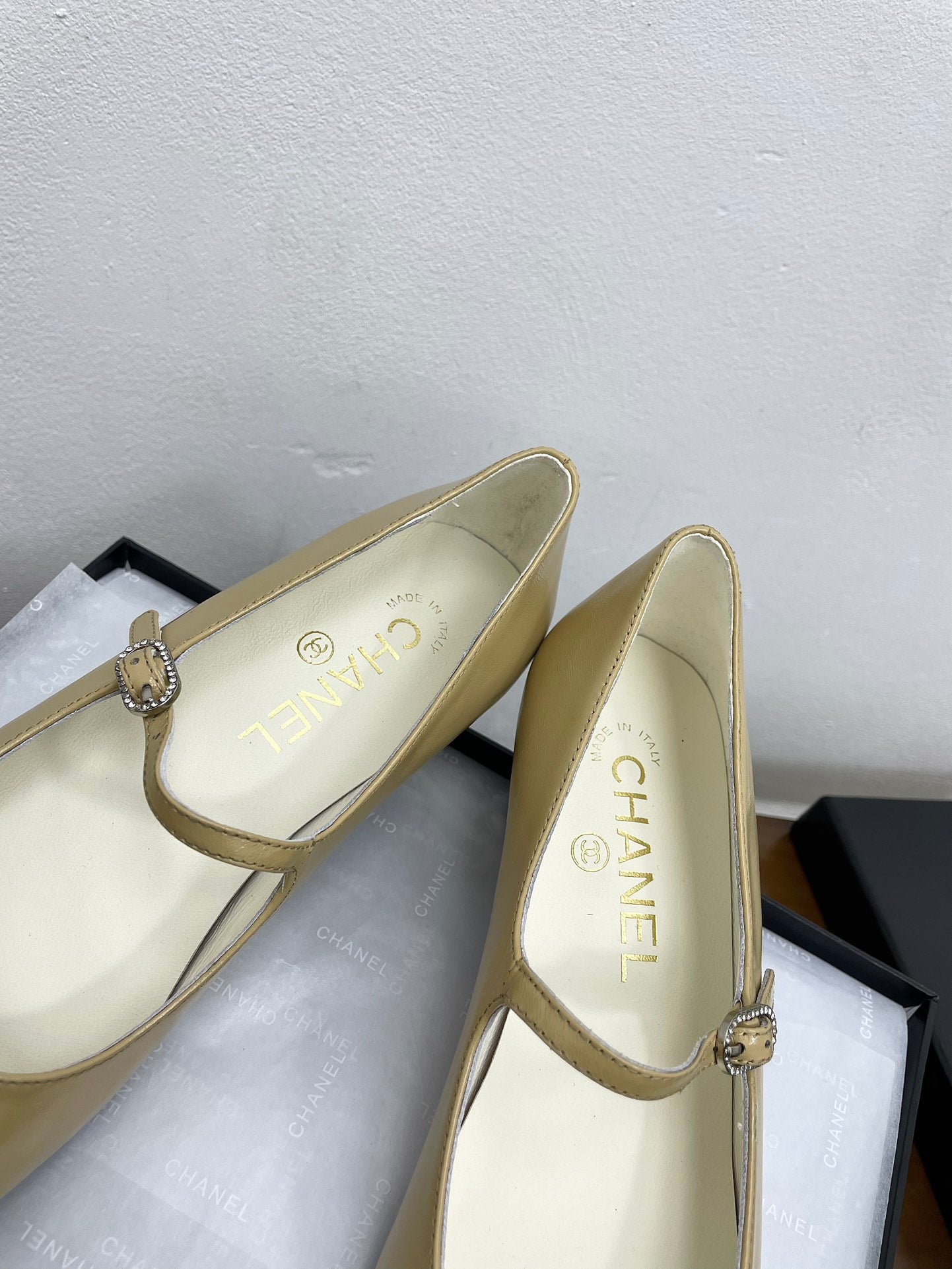 CC Mary Jane Beige Cowhide