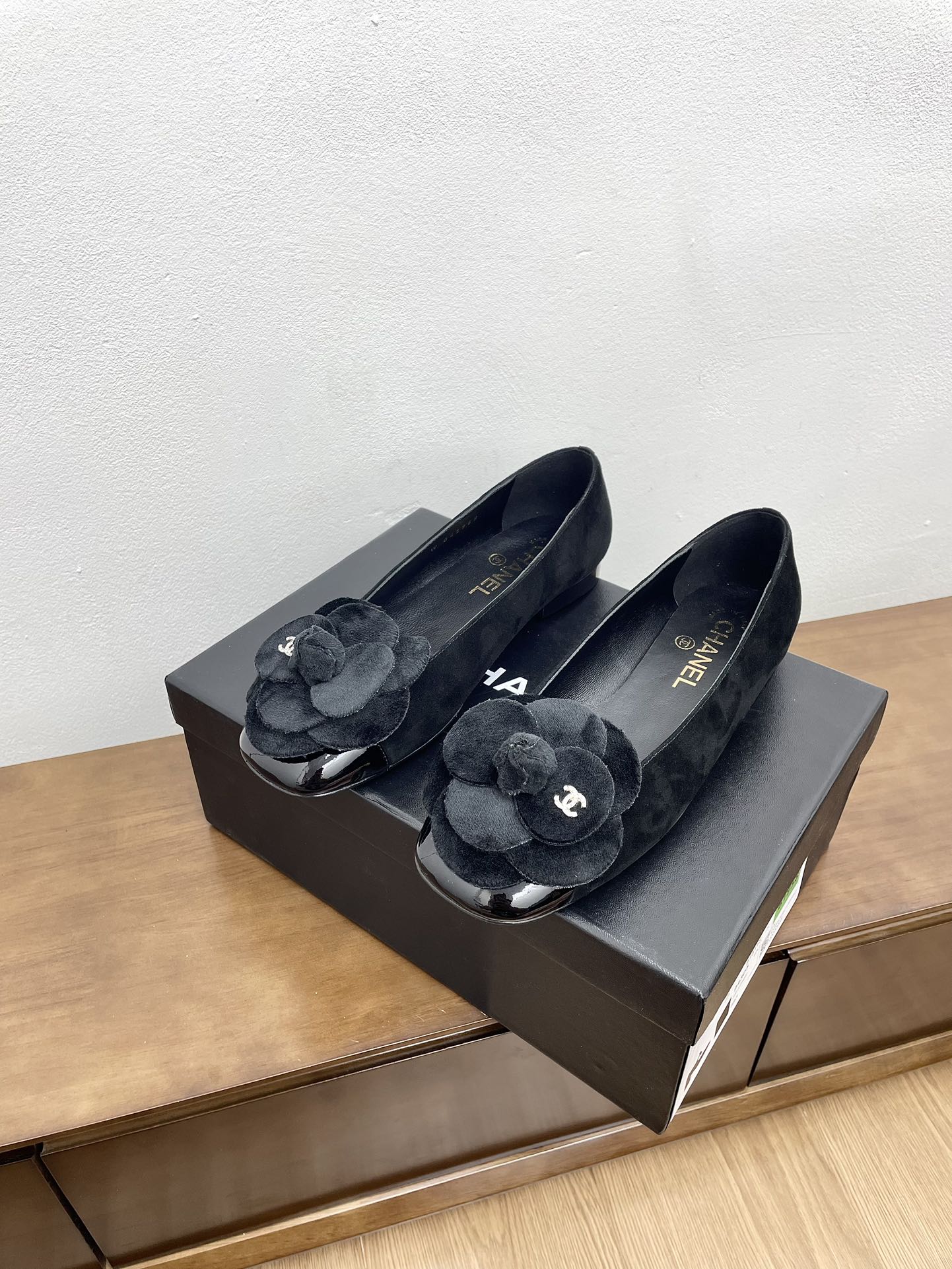 CC Ballet Flats Black With Camellia Black Suede