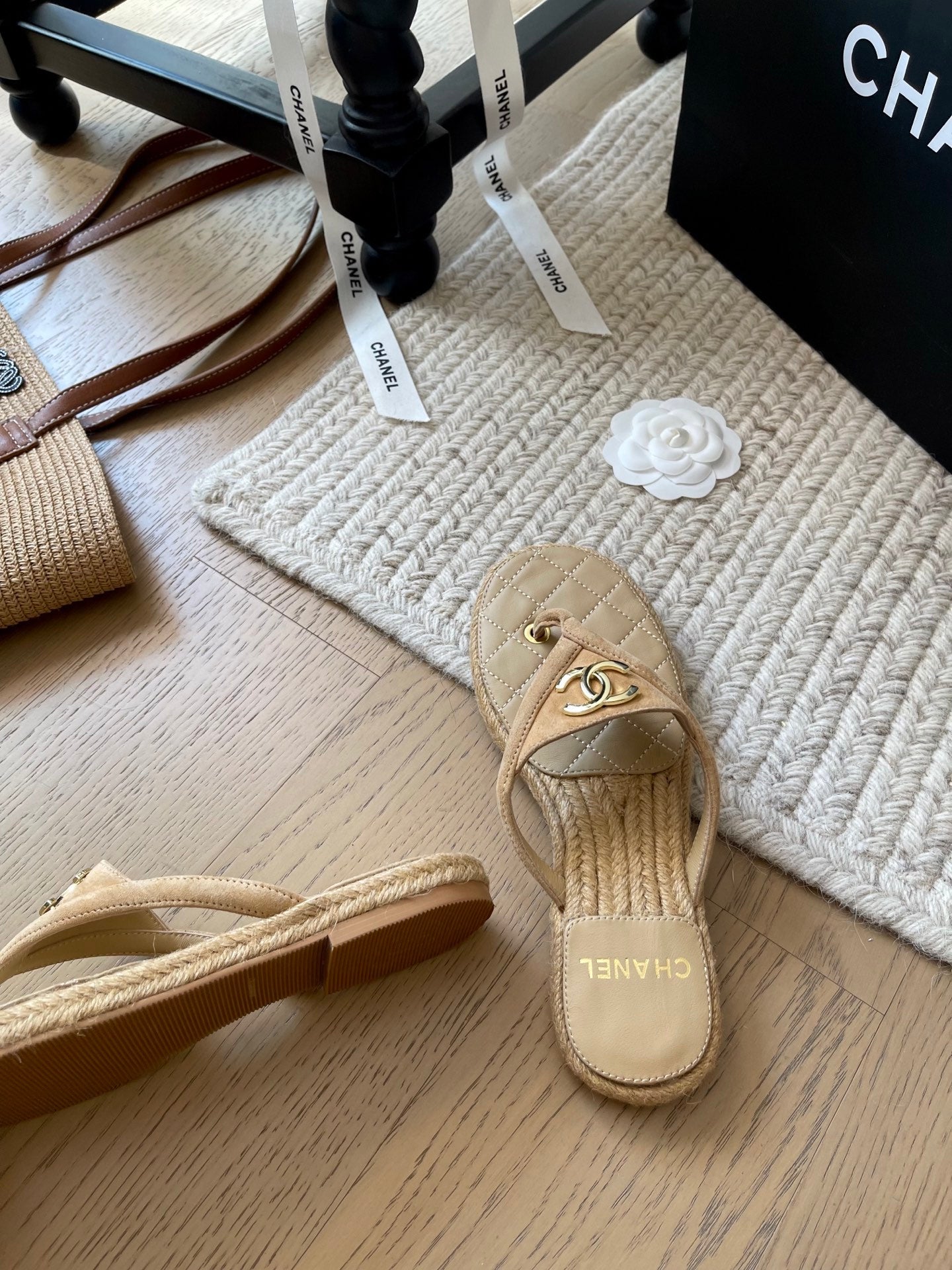 CC 25 Flip Flop Sandals Beige Suede Calfskin Espadrilles