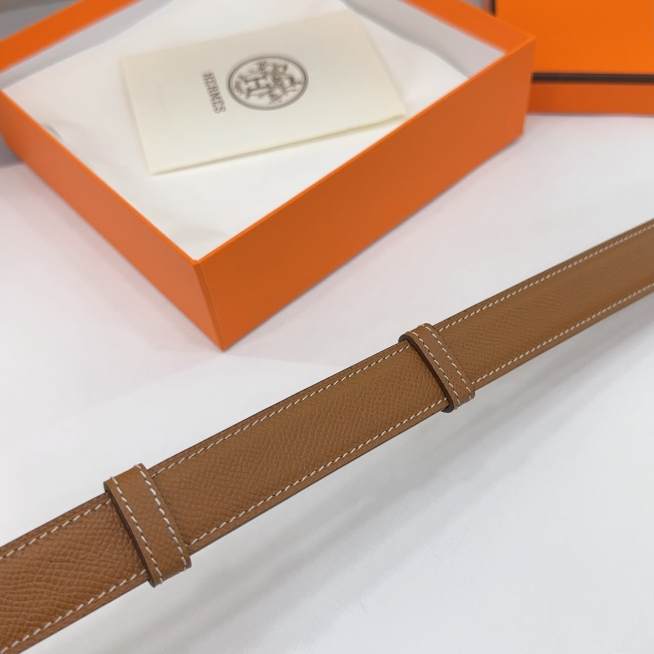 Collier De Chien Belt 30mm Gold Epsom Gold Buckle