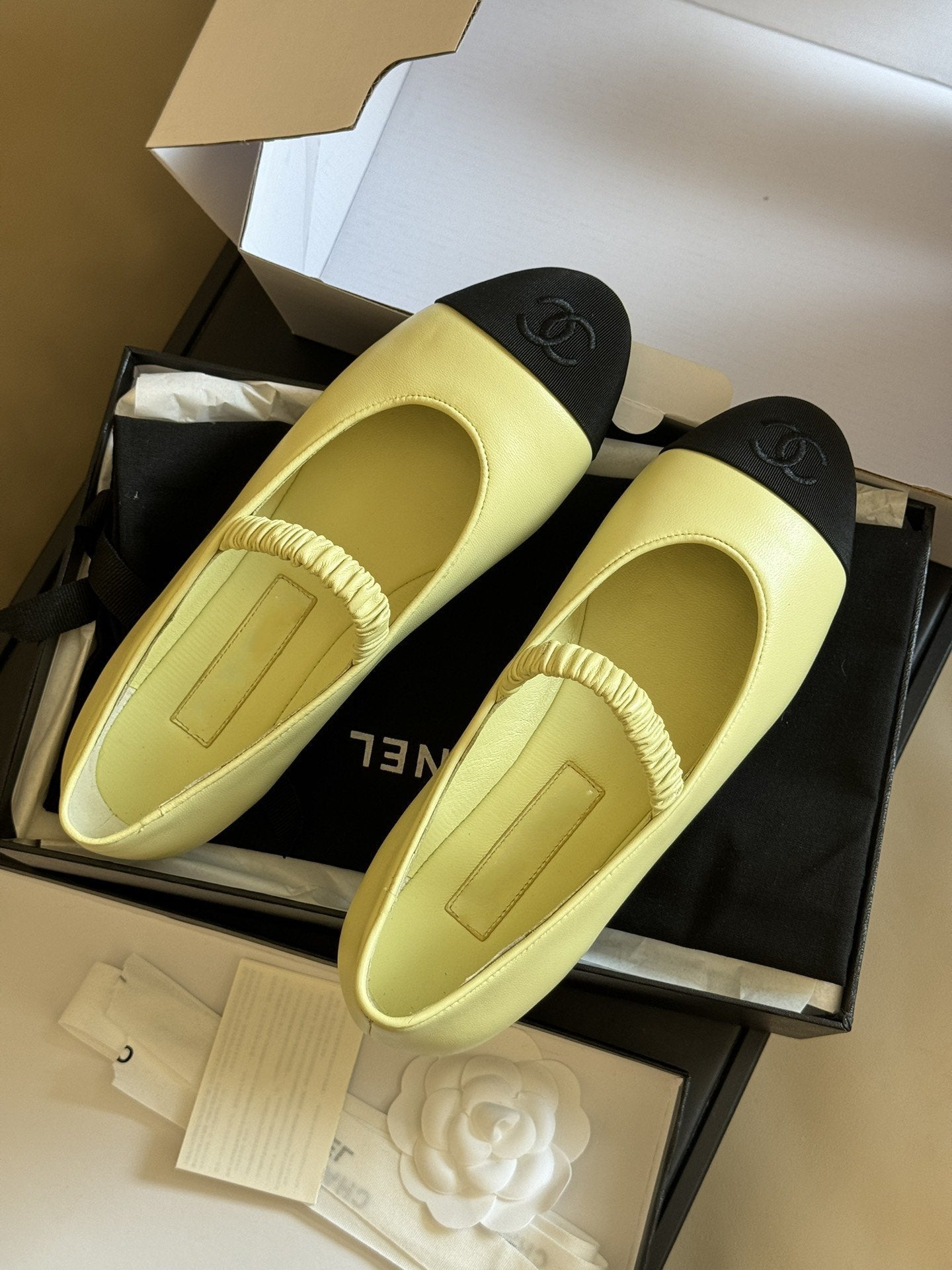 mary janes lime black lambskin grosgrain