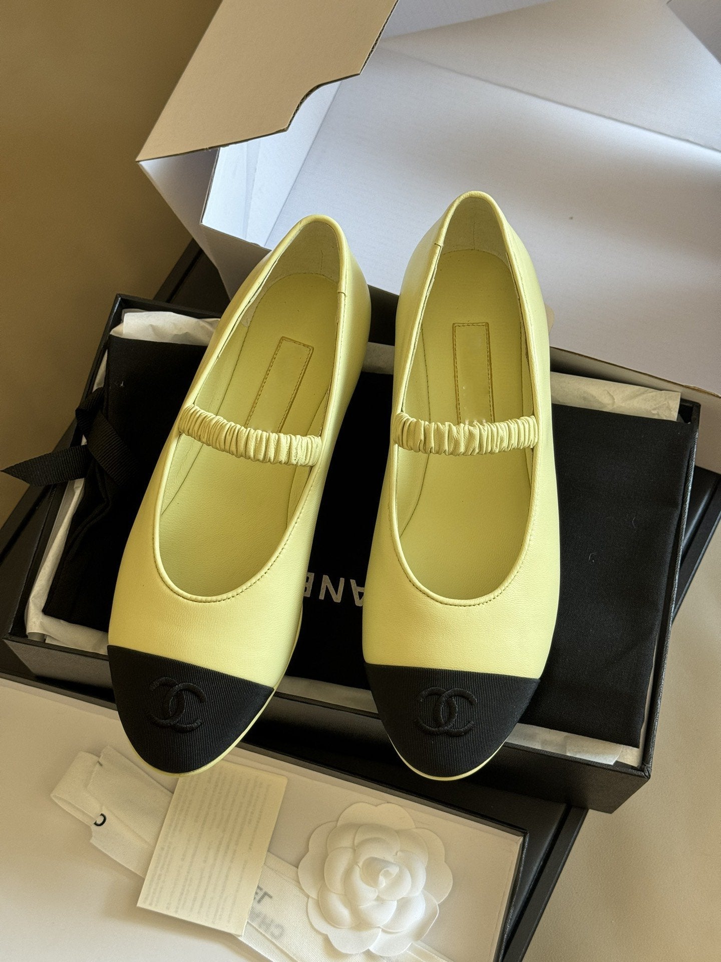 mary janes lime black lambskin grosgrain