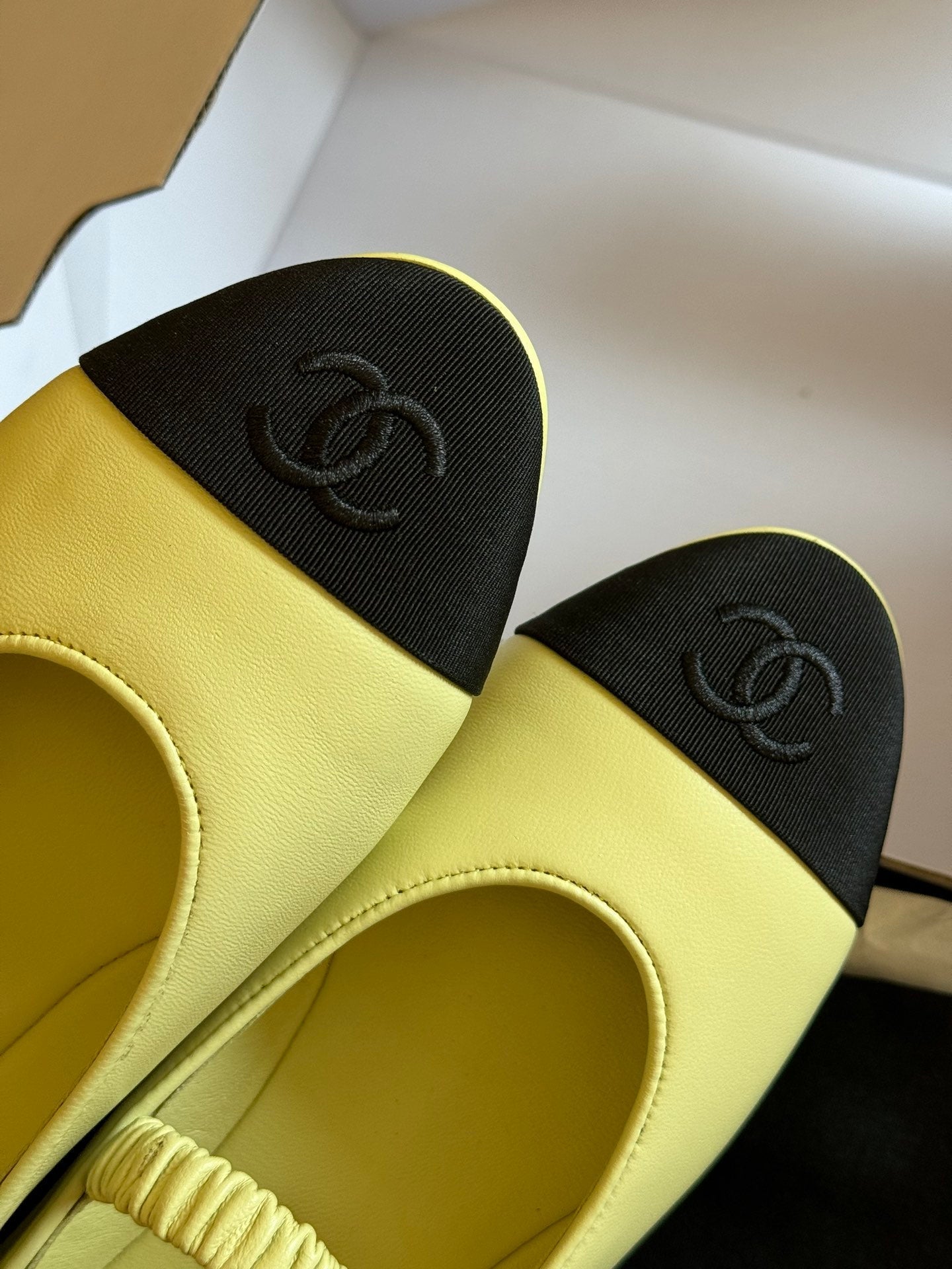 mary janes lime black lambskin grosgrain