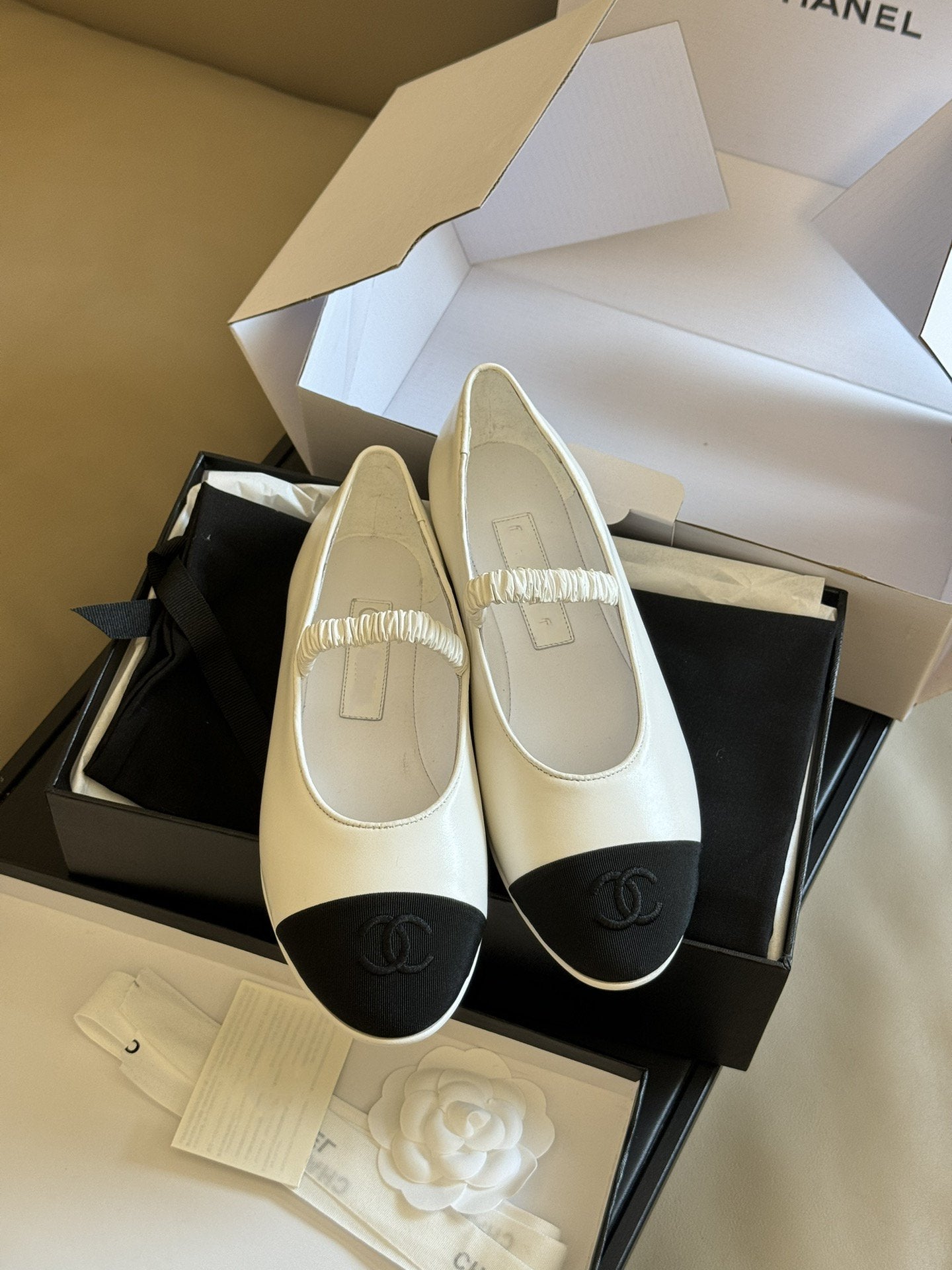 mary janes white black lambskin grosgrain