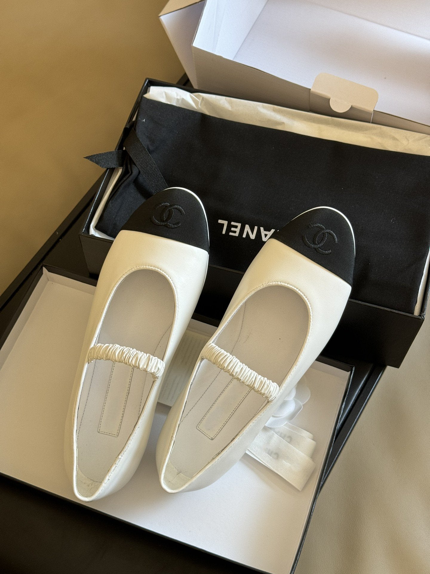 mary janes white black lambskin grosgrain