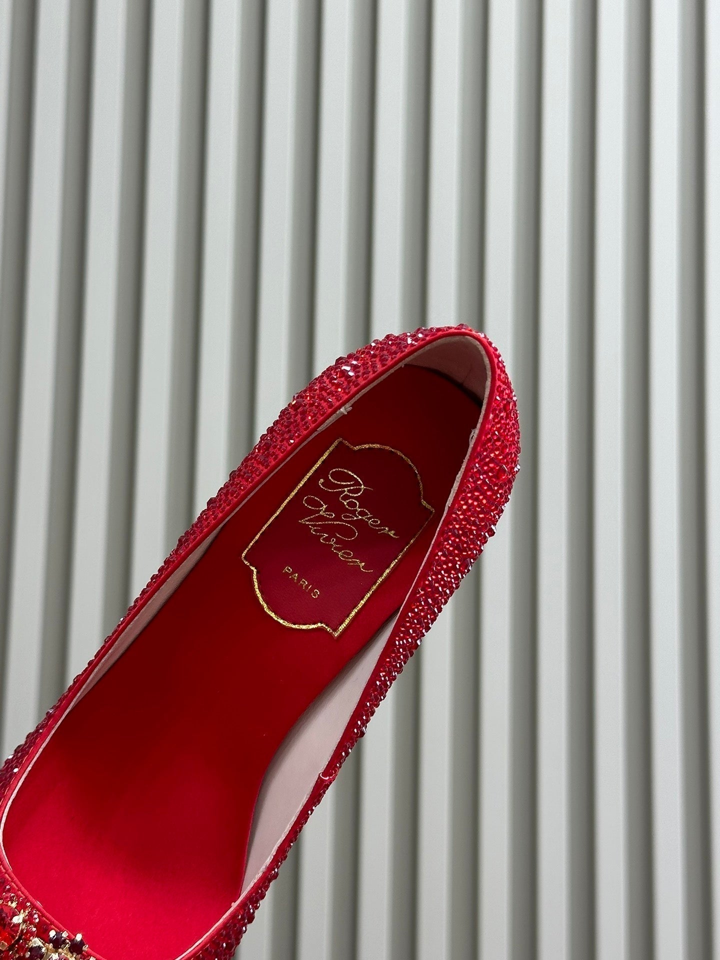 Flower Strass Buckle Pump 85 Crystal Red Leather