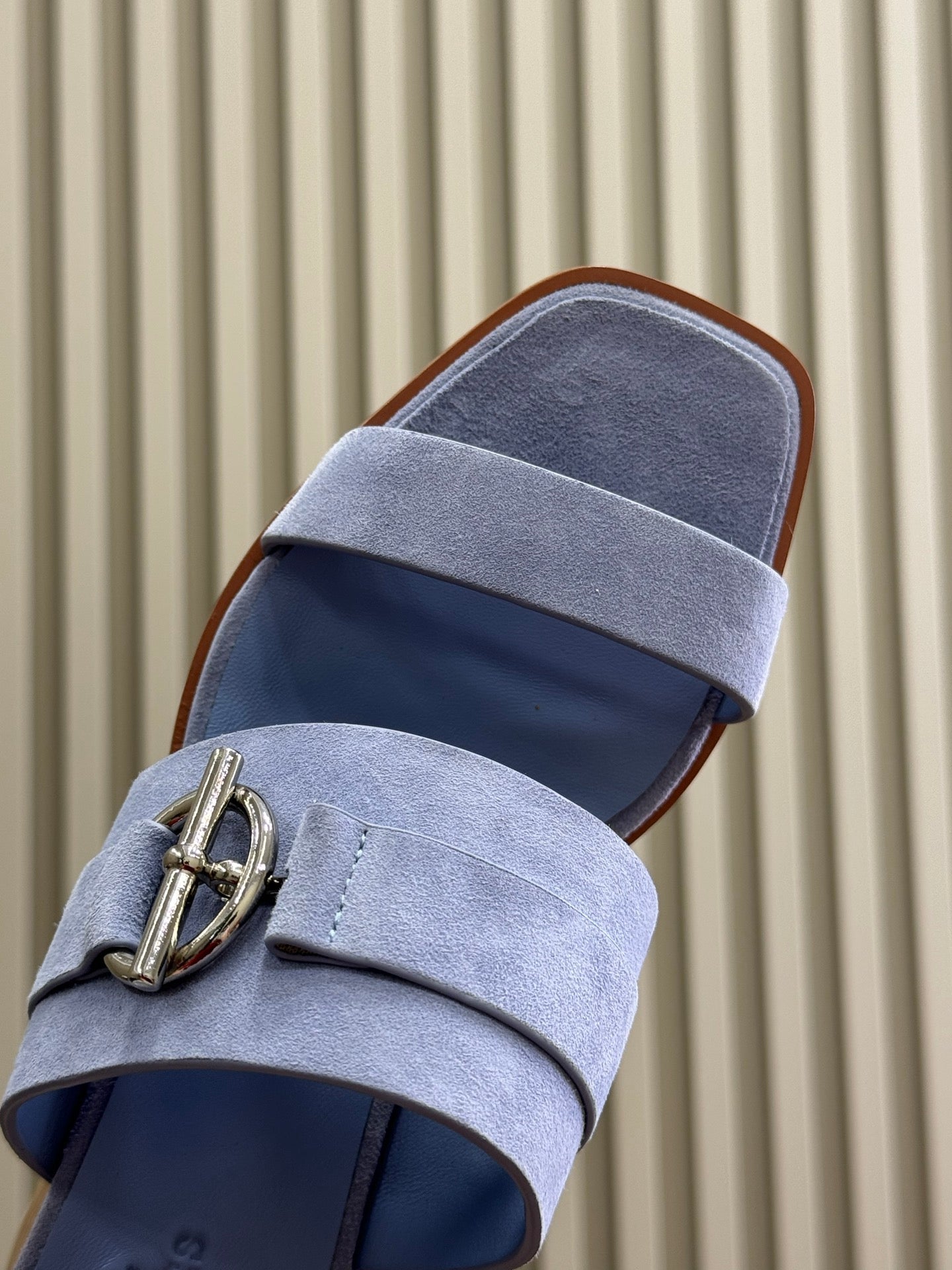 HM Kutecuh Sandals Purple Calfskin 319601