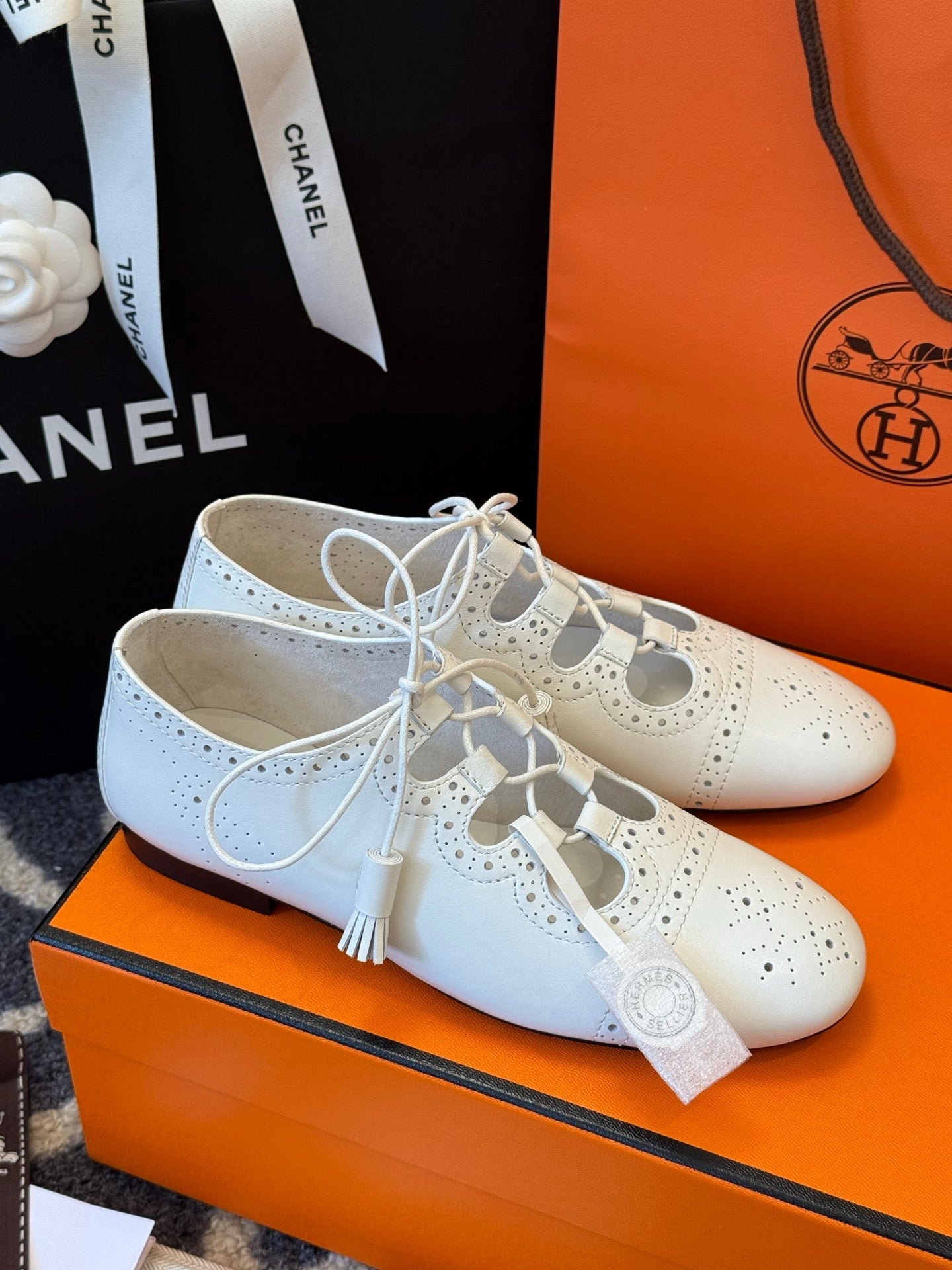 HM 25 Marry Jane White Lambskin 347840