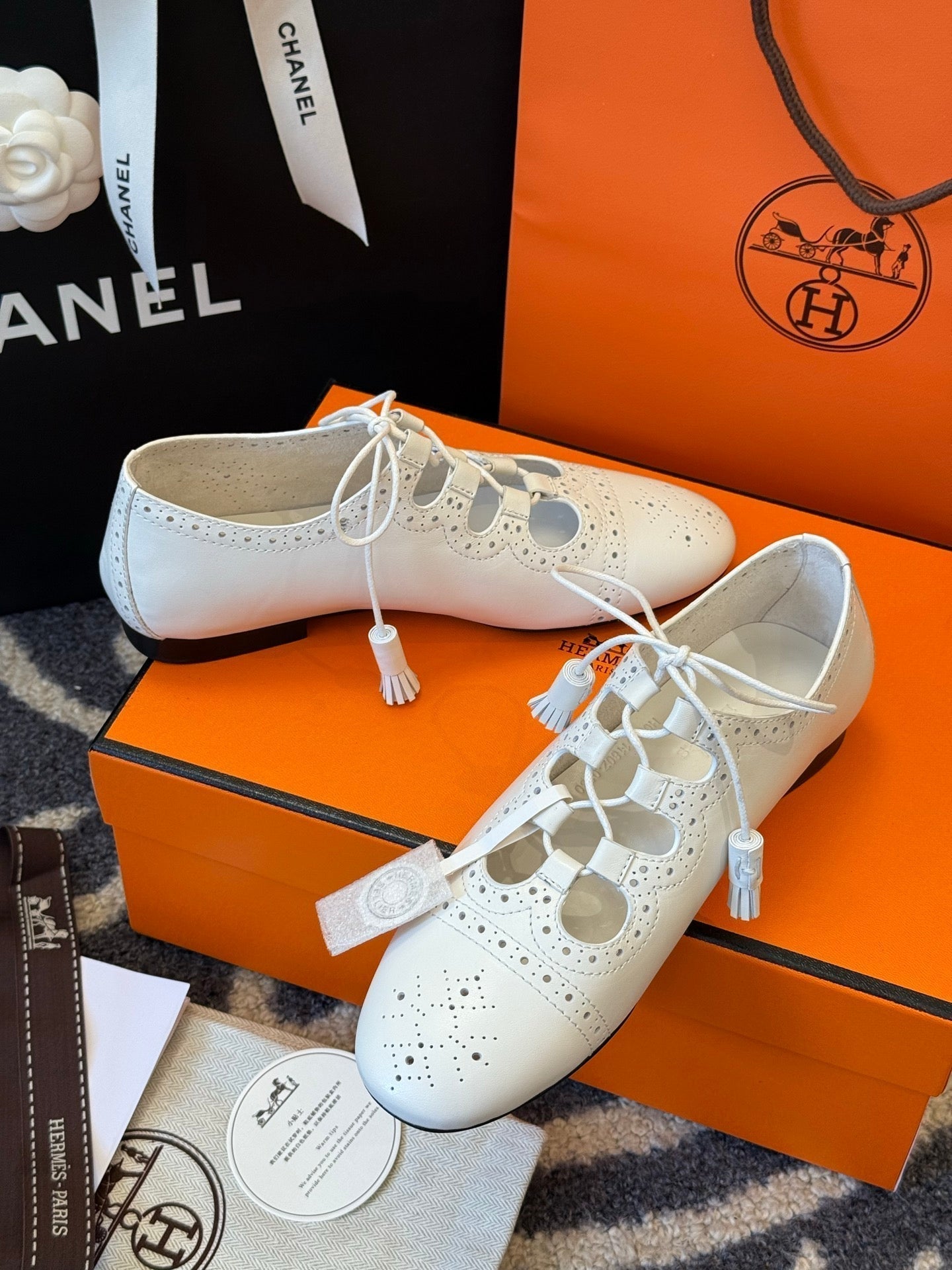 HM 25 Marry Jane White Lambskin 347840