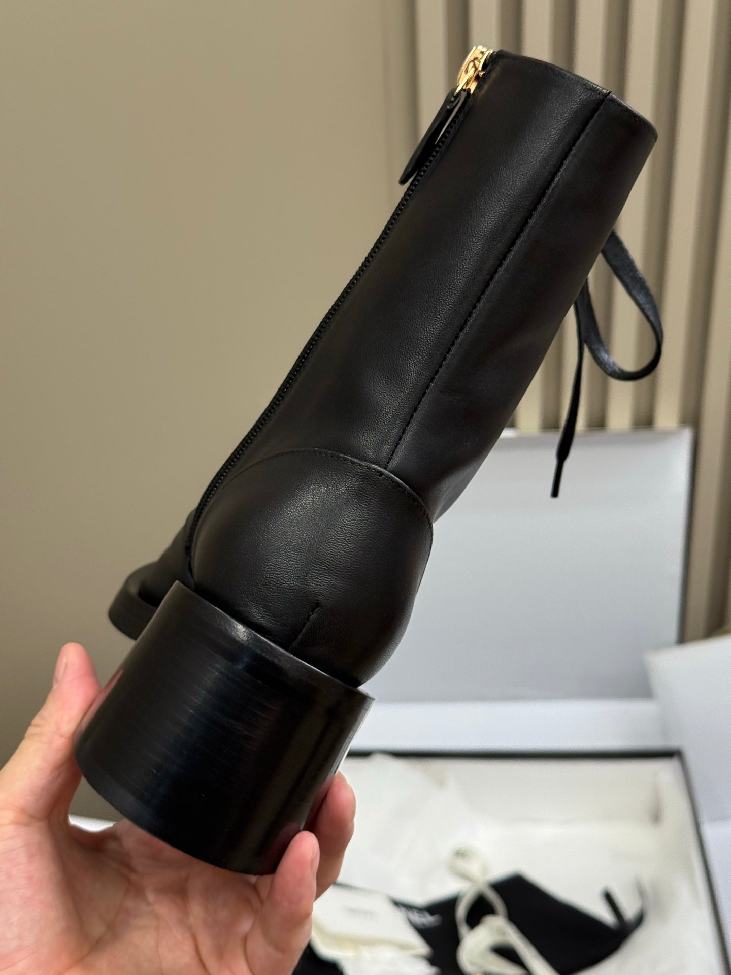 CC 25 Martin Boot Black Calfskin 408584