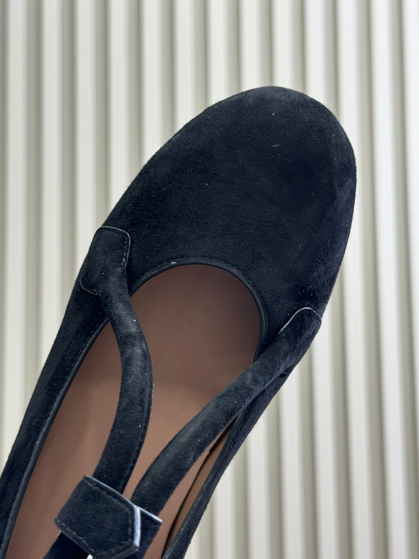 ALAIA  Le Teckel  Ballet Flats Black Suede 468729
