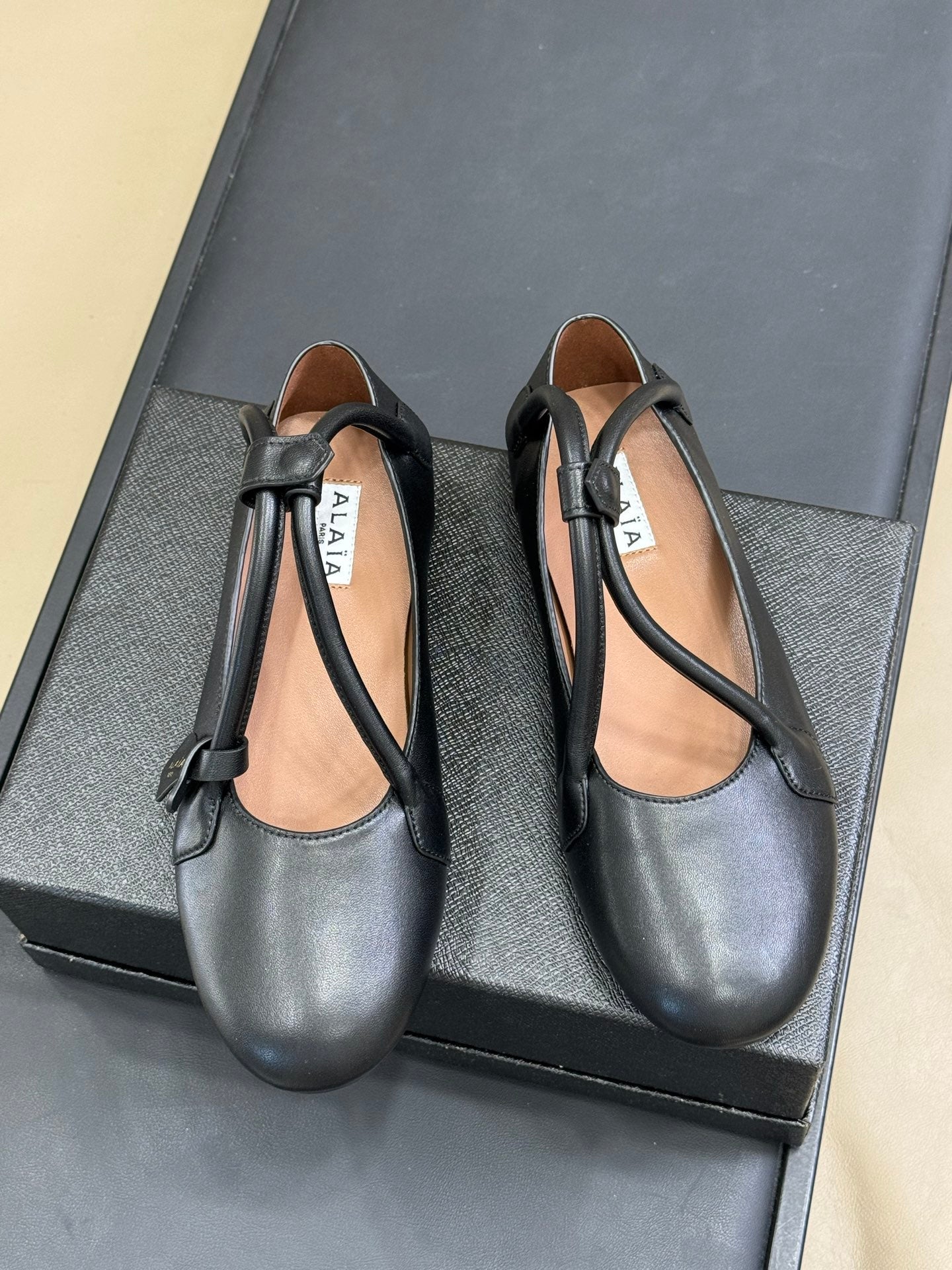 ALAIA  Le Teckel  Ballet Flats Black Sheepskin 468731