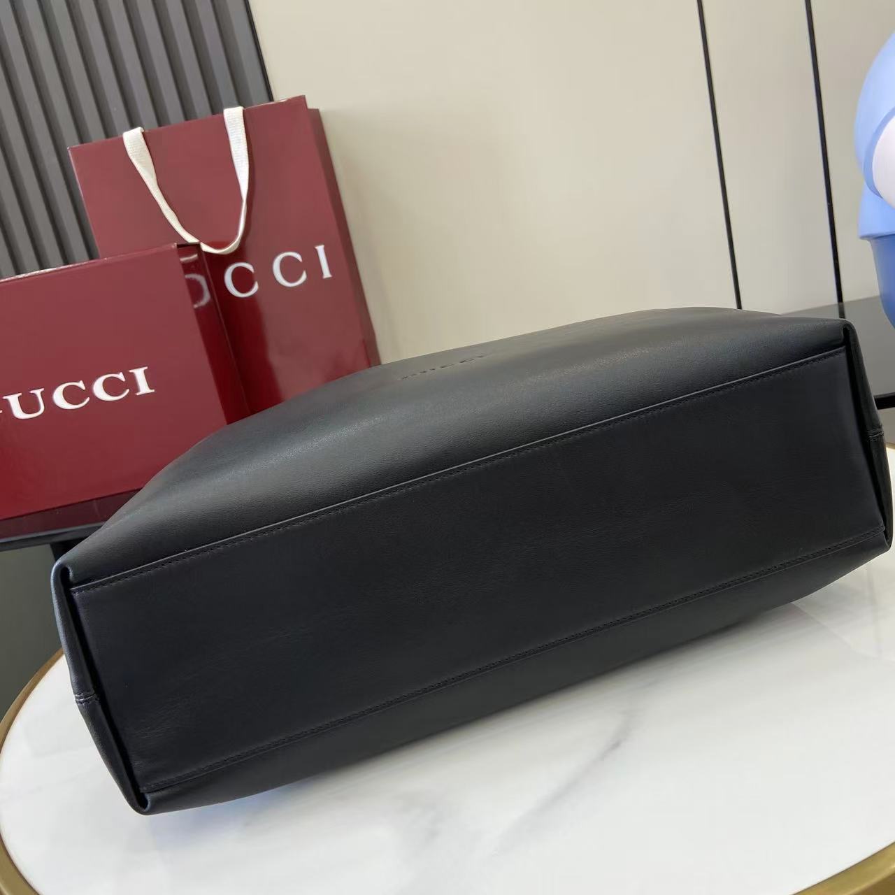 Gucci 25 Beatrix Handbag Black Smooth Cowhide 290511