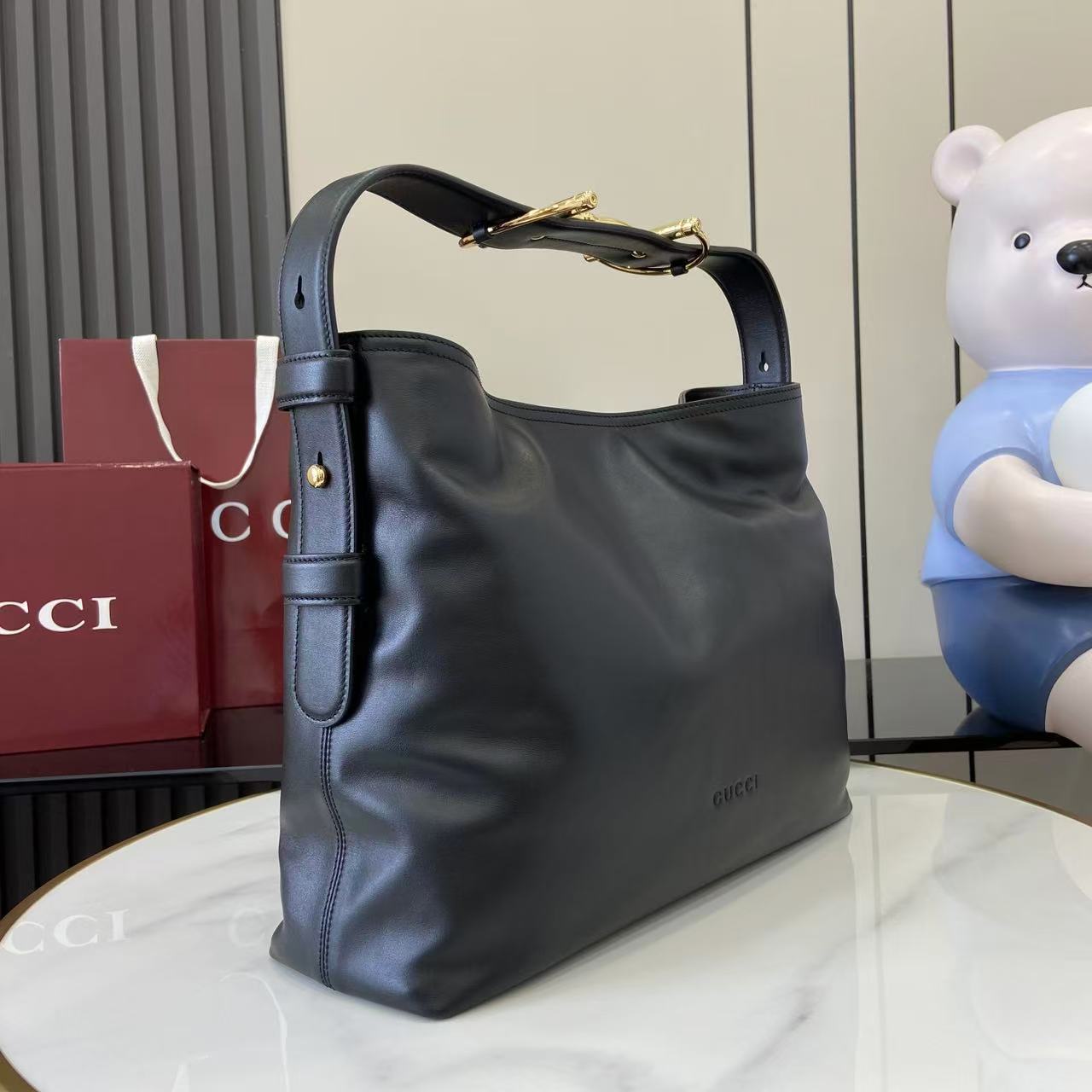 Gucci 25 Beatrix Handbag Black Smooth Cowhide 290511