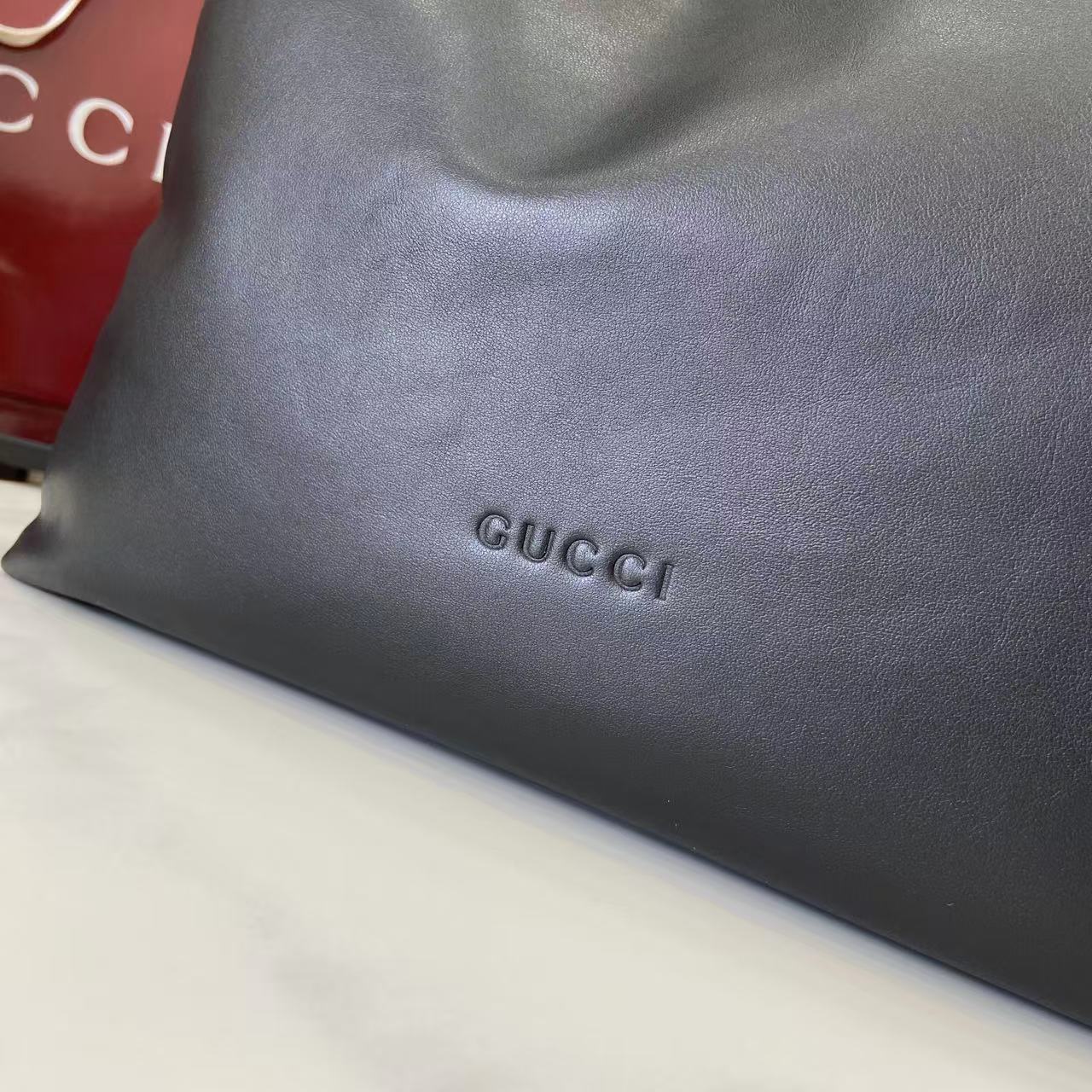 Gucci 25 Beatrix Handbag Black Smooth Cowhide 290511