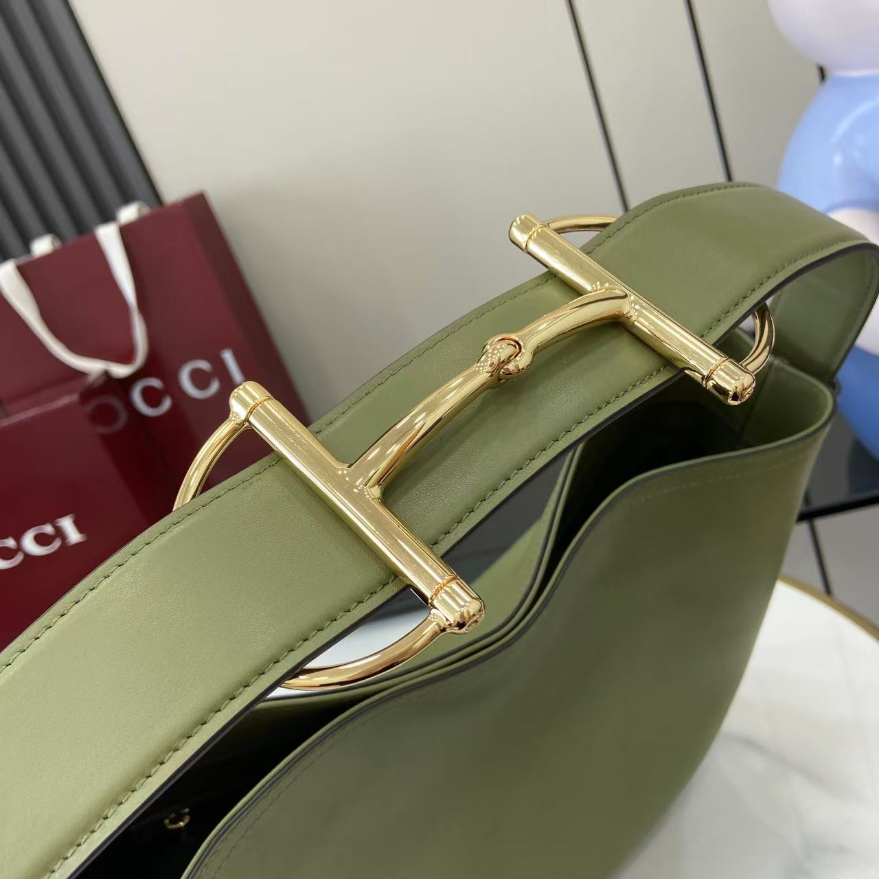 Gucci 25 Beatrix Handbag Green Smooth Cowhide 292565
