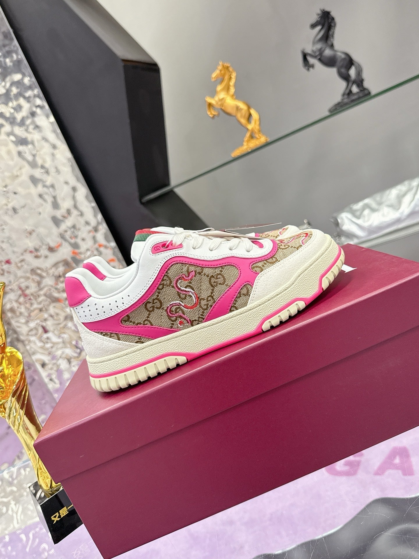 GG Men's 25 Snake Sneaker Brown Pink Cowhide 574716