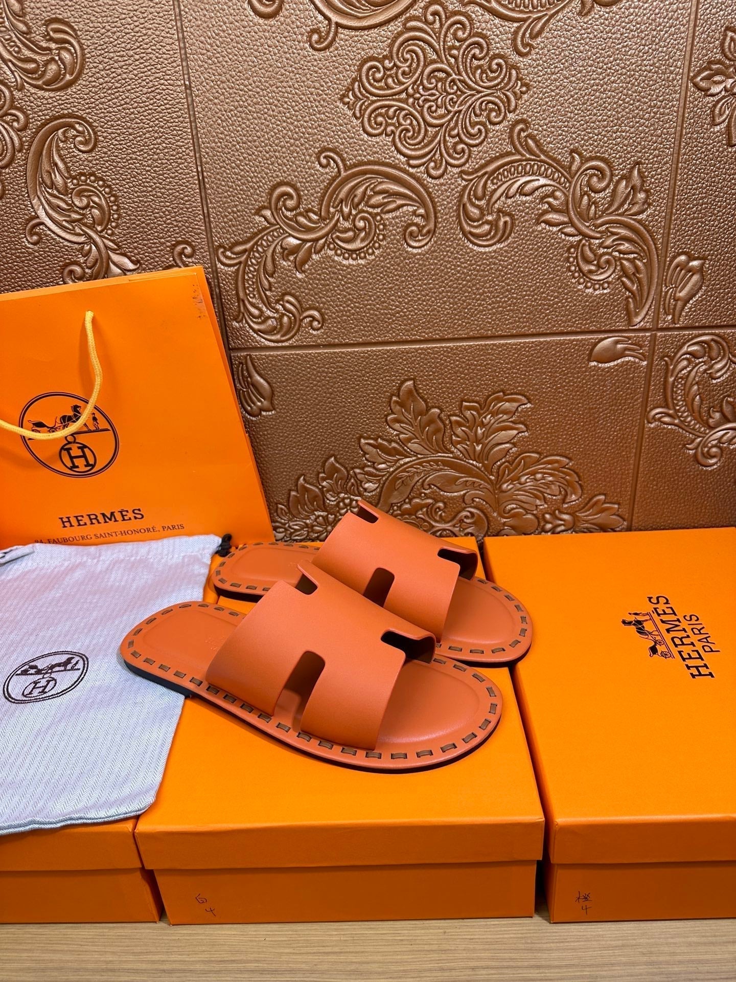 HM Men's Izmir Slide Orange Cowhide 544058