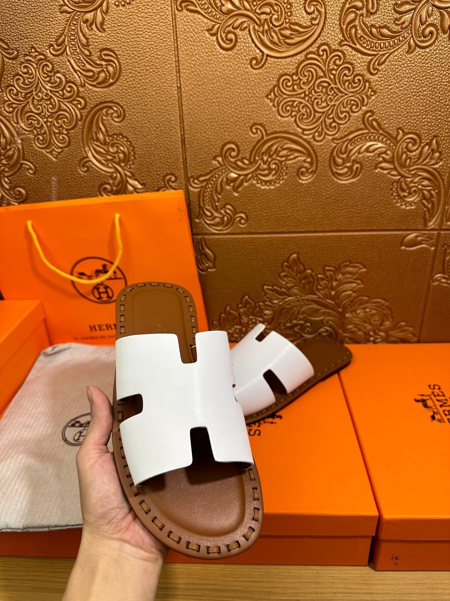 HM Men's Izmir Slide White Cowhide 544059