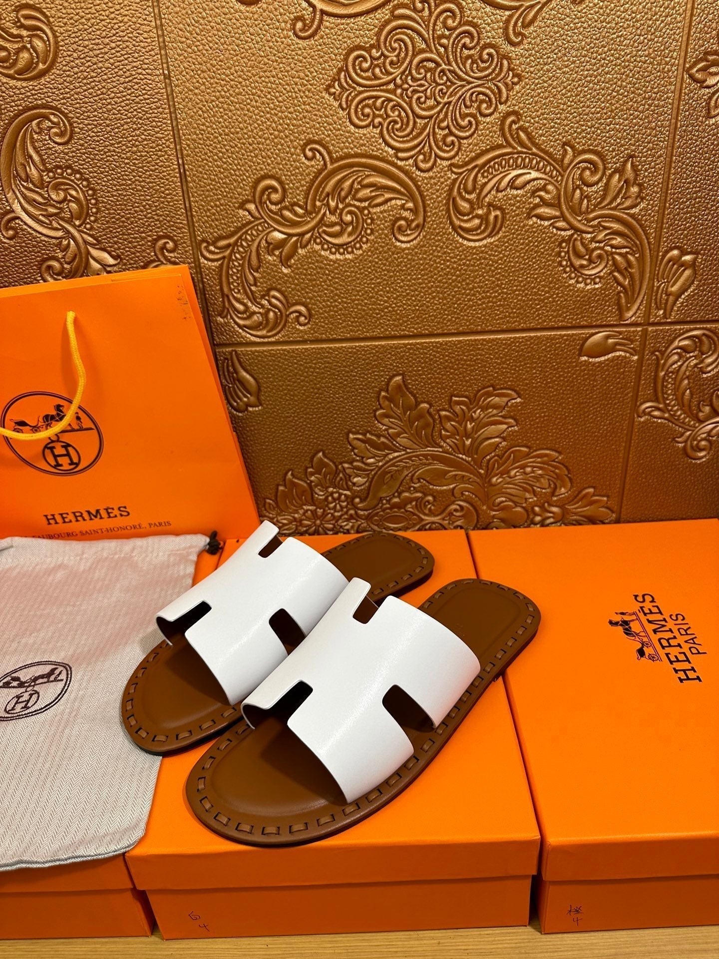 HM Men's Izmir Slide White Cowhide 544059