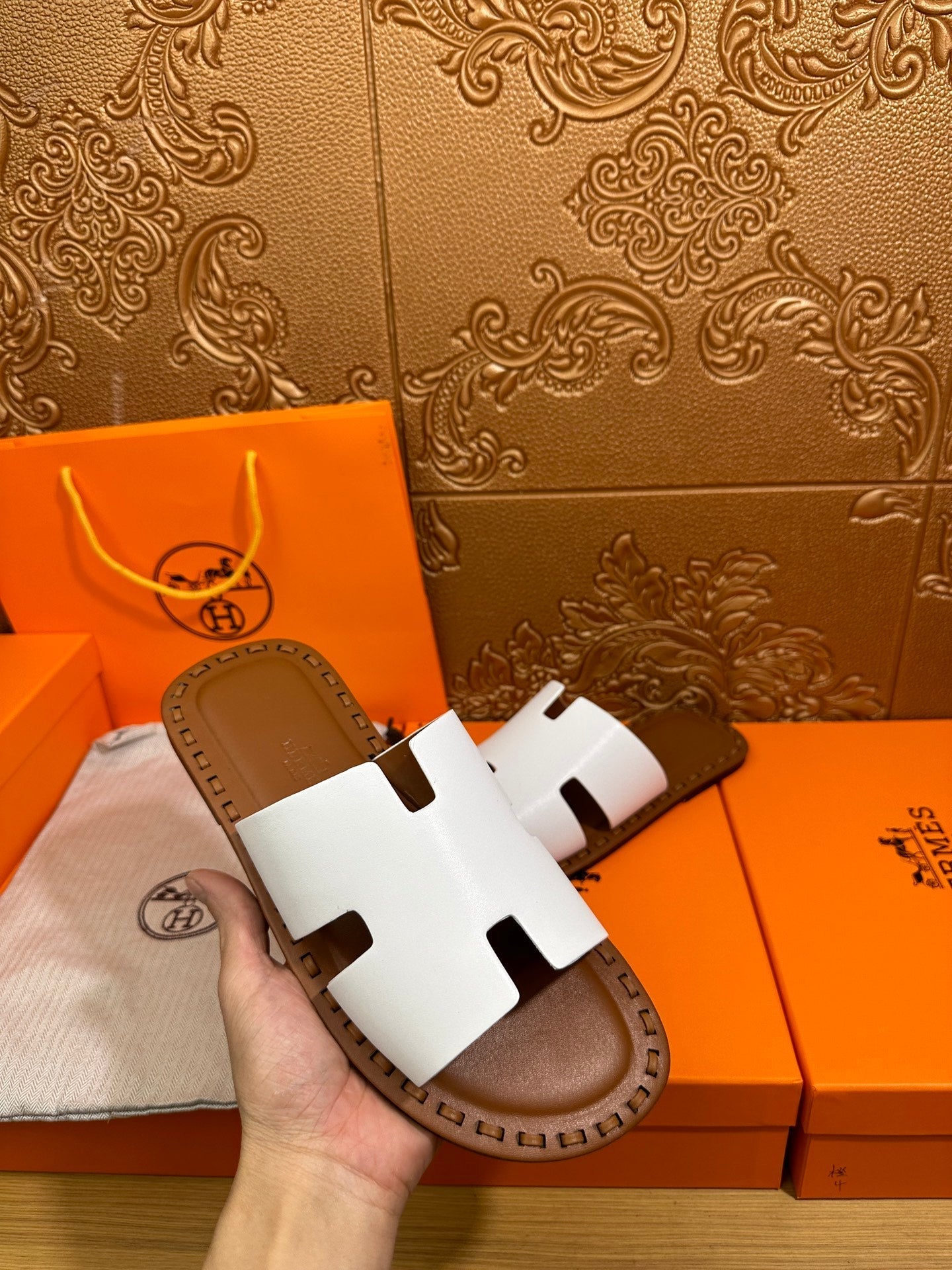 HM Men's Izmir Slide White Cowhide 544059