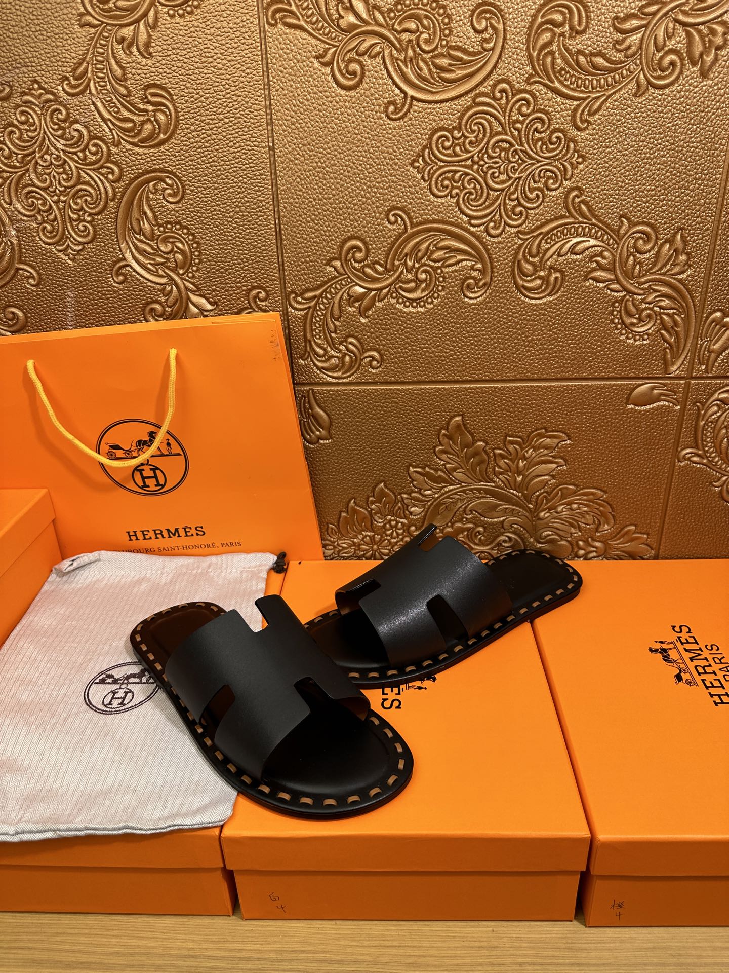 HM Men's Izmir Slide Black Cowhide 544060