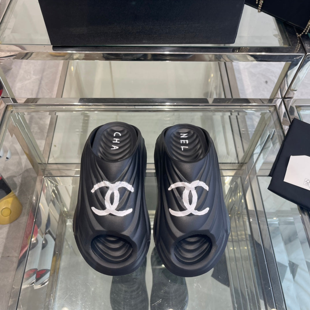CC Slippers Black Foam  204135