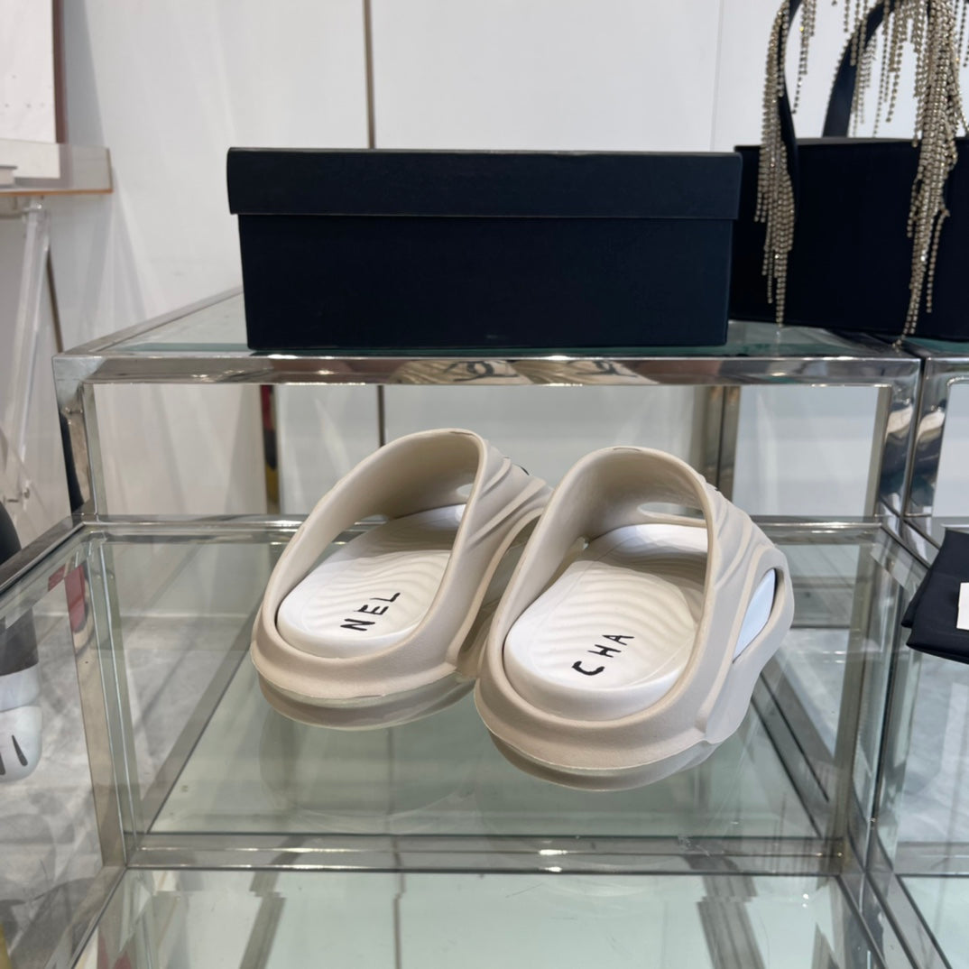 CC Slippers Cream Foam 204139