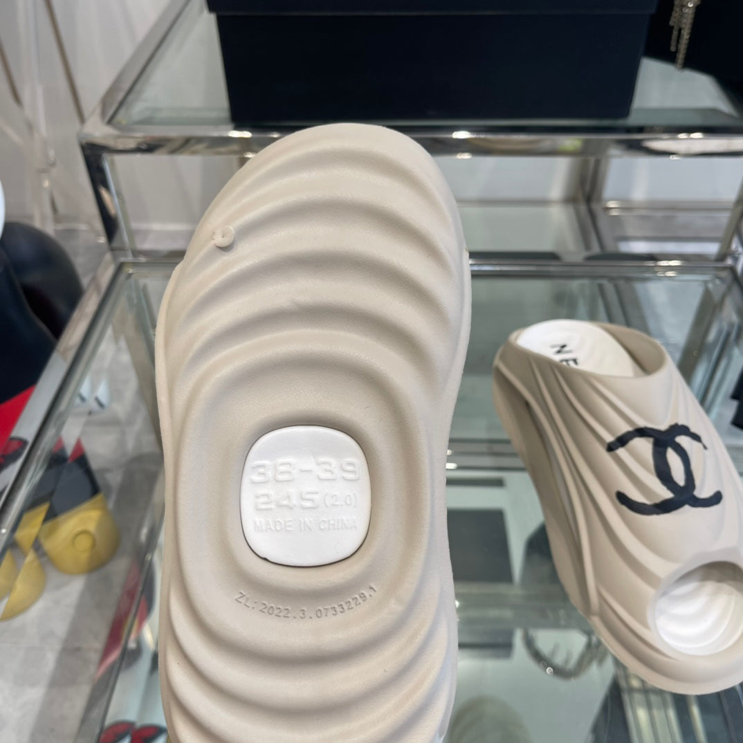 CC Slippers Cream Foam 204139