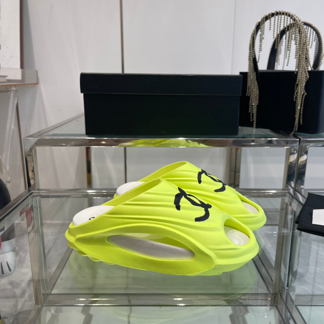 CC Slippers Lemon Yellow Foam 204141