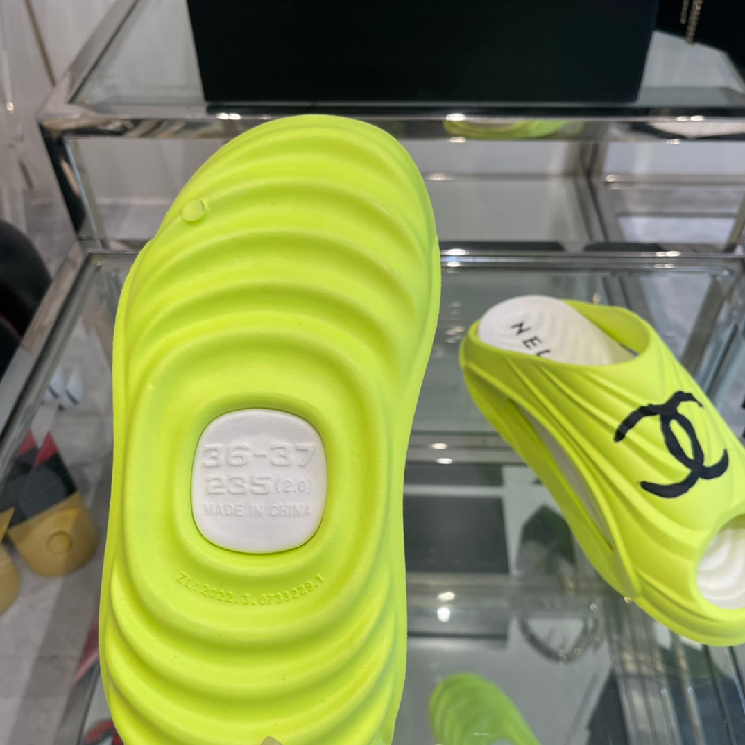 CC Slippers Lemon Yellow Foam 204141