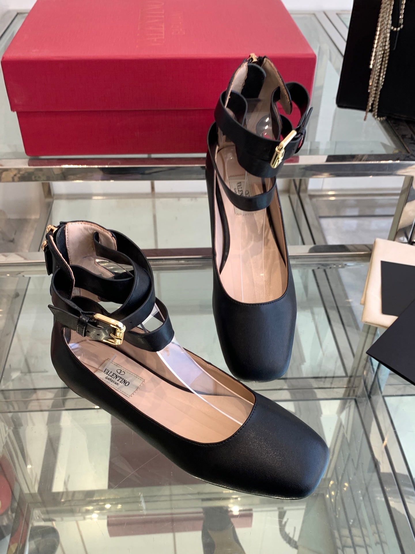 VT 25 Ballerina Ballet Gladiator Flats Black Cowhide 292358