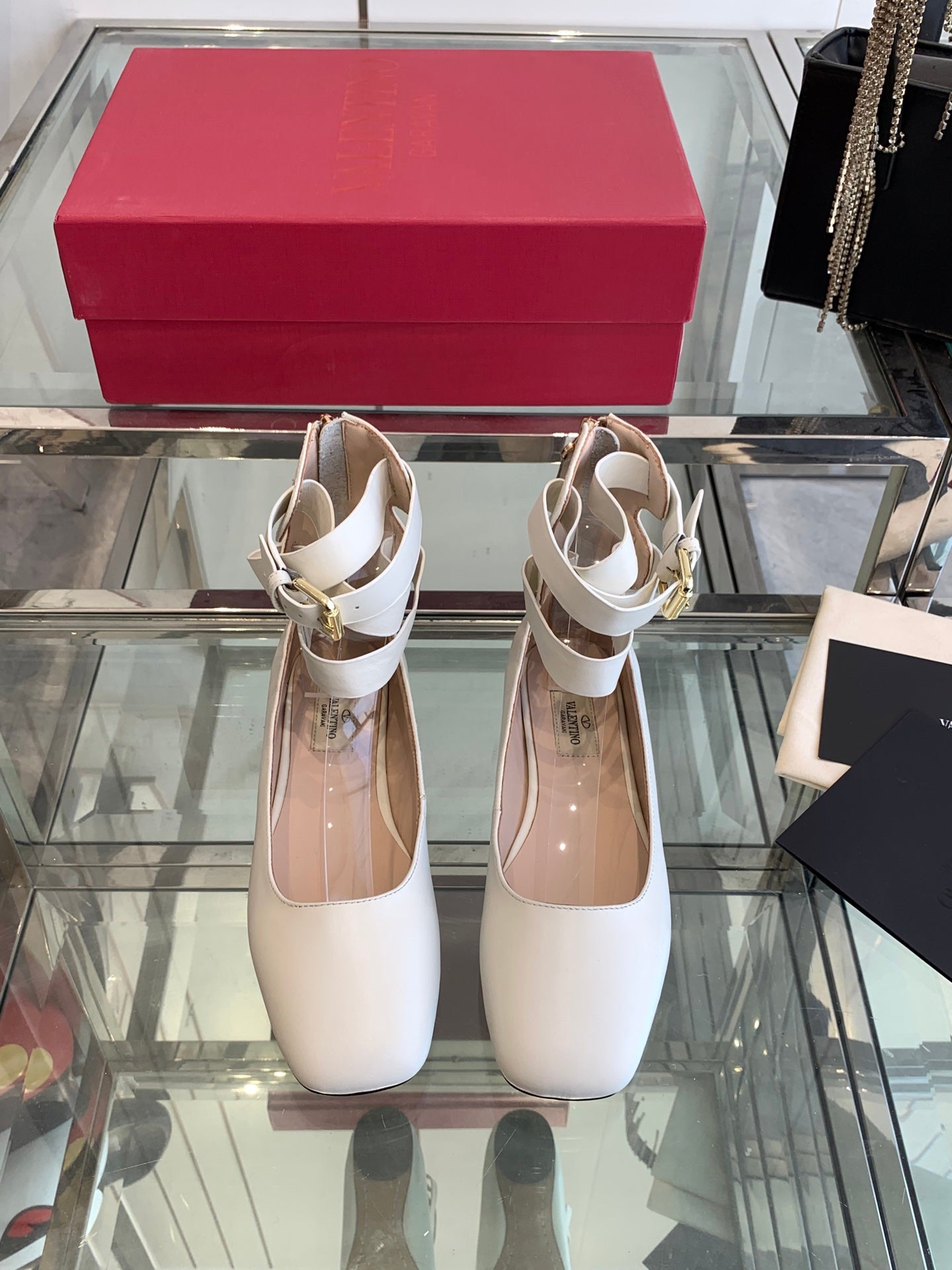 VT 25 Ballerina Ballet Gladiator Flats White Cowhide 292359