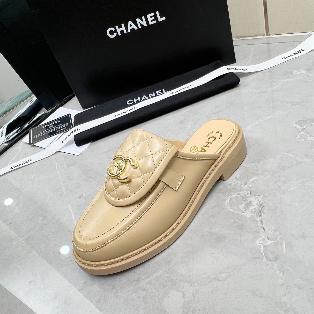CC Mule Beige Quilted Calfskin