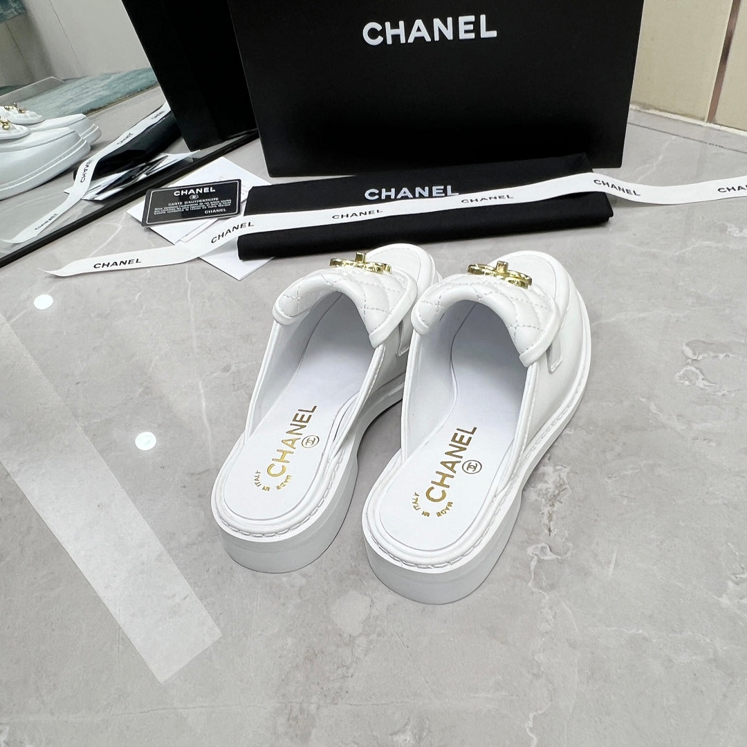 CC Mule White Quilted Calfskin