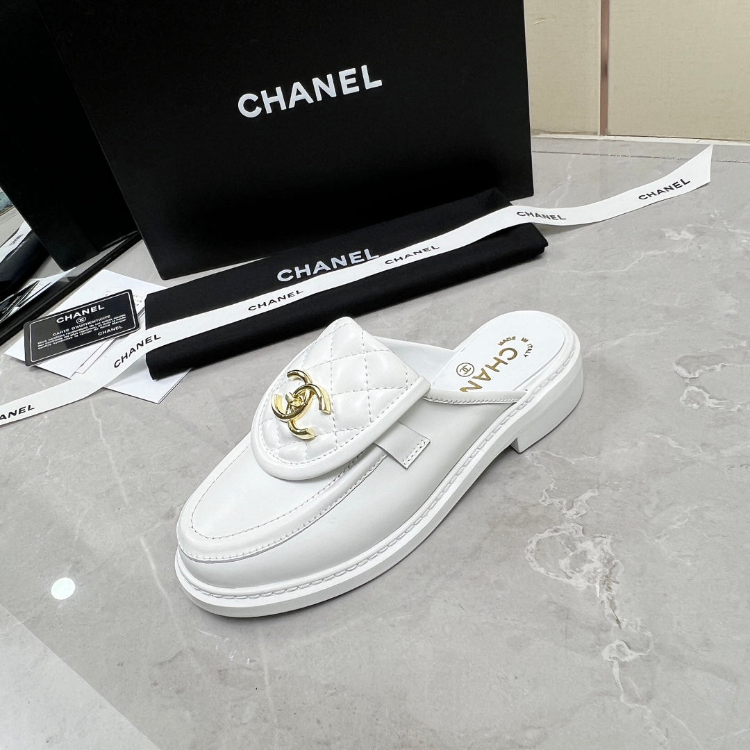 CC Mule White Quilted Calfskin