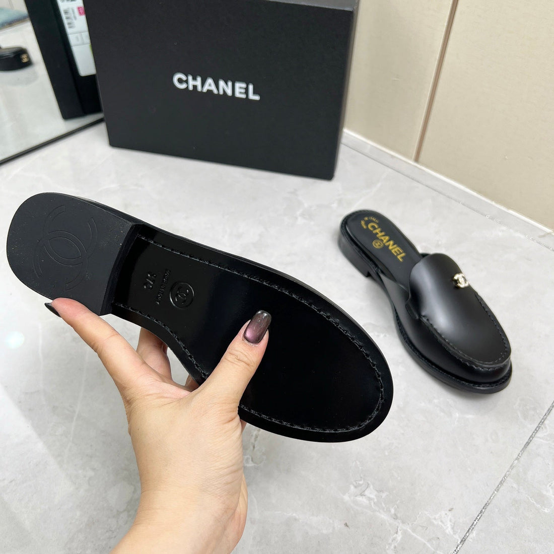 CC 25C Mule Black Calfskin