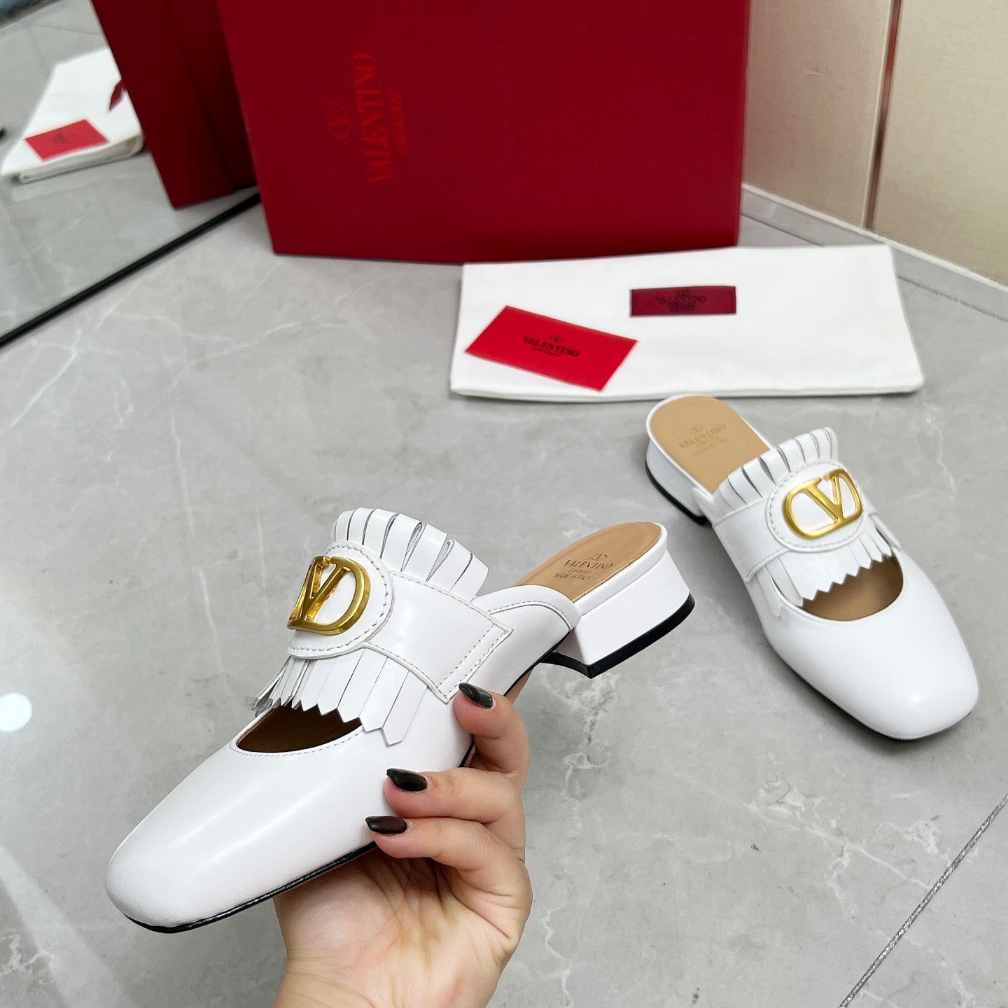 VT 25 Signature Mule Loafer Ivory Calf Leather 293947