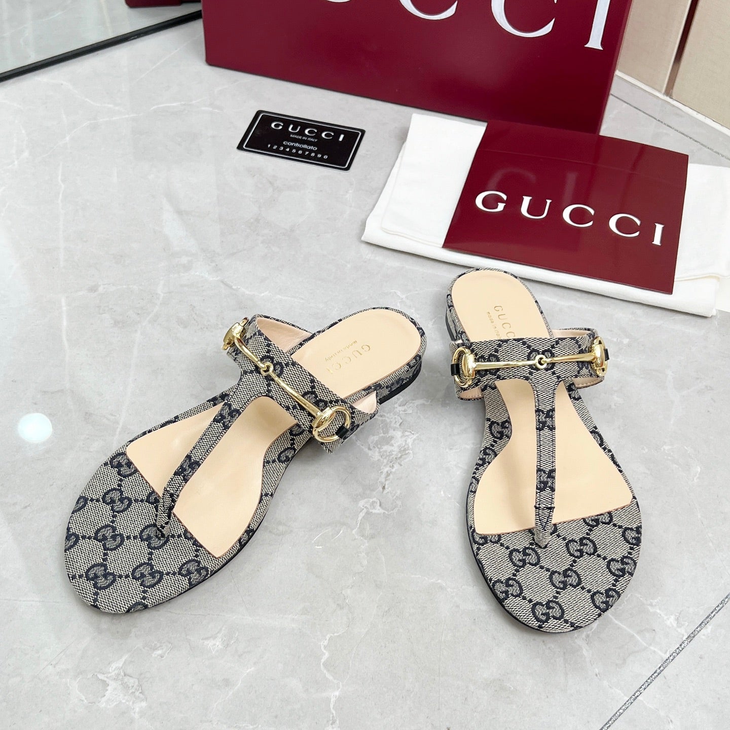 GC 25 Horsebit Thong Sandals Gray Canvas Leather 293854