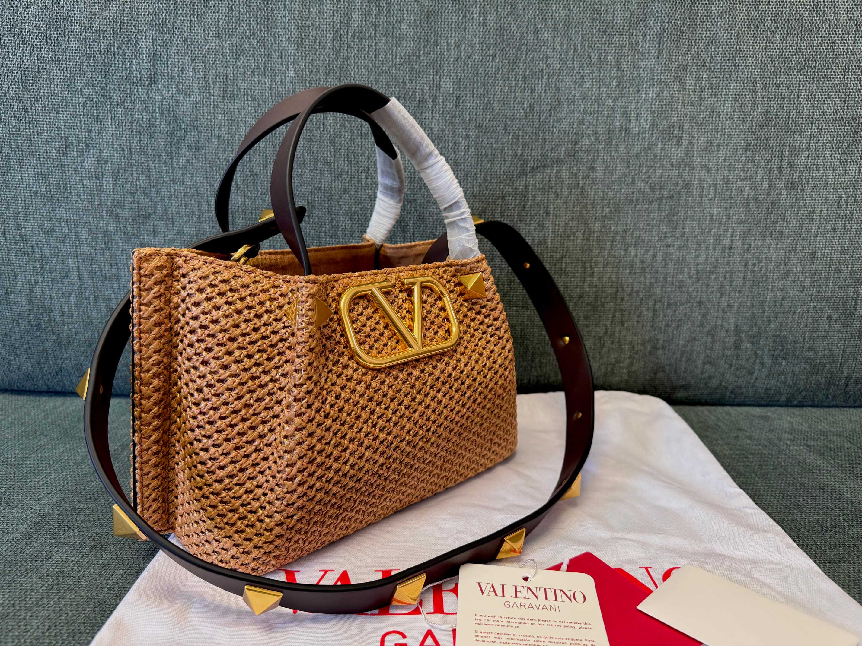 Valentino Spring and Summer 25 Tote Bag Brown Raffia